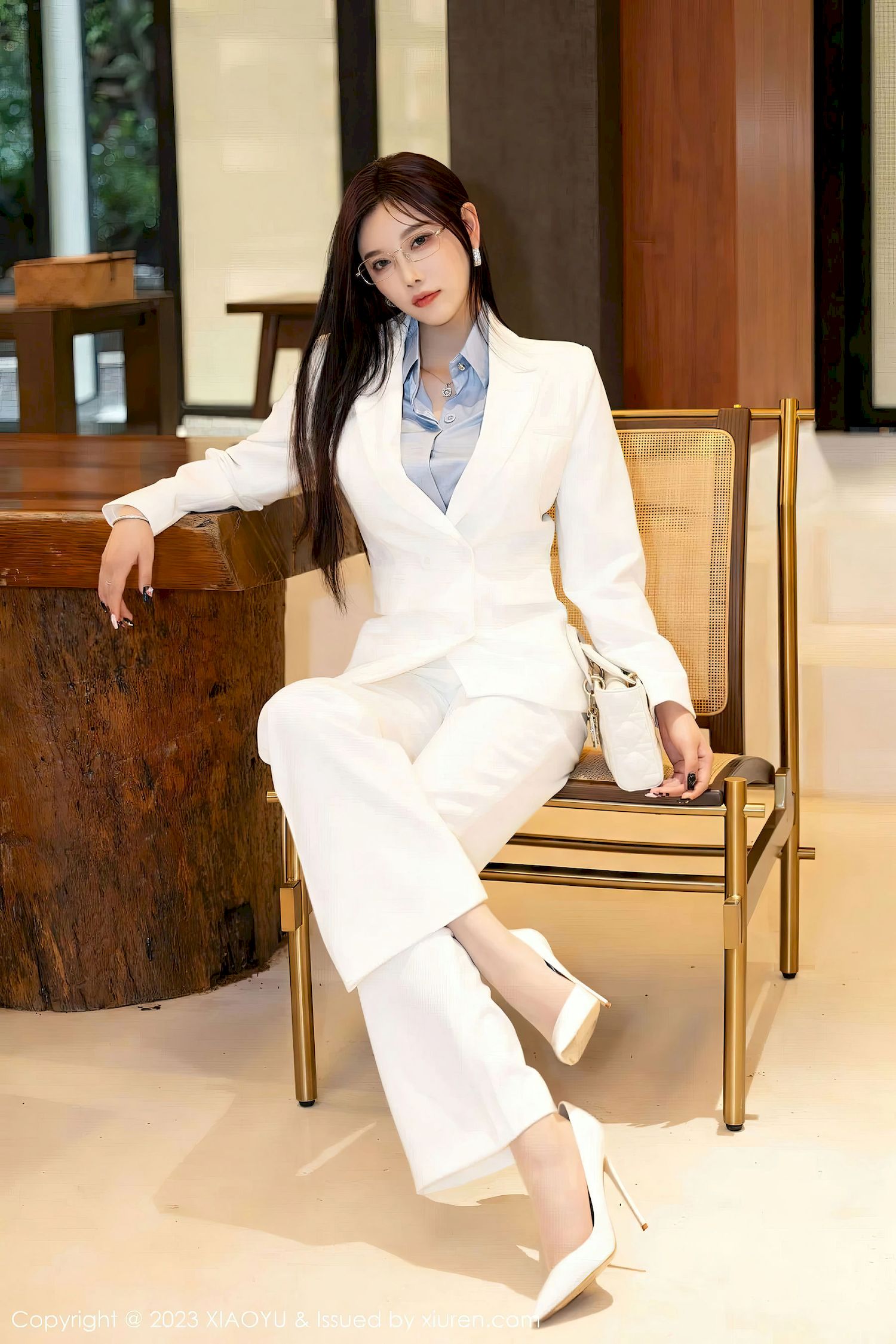 杨晨晨Yome - 白领OL+原色丝袜贵州旅拍