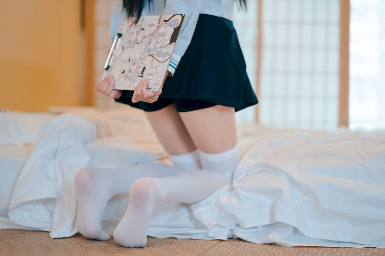 吃了个迟夏日呓语主题写真