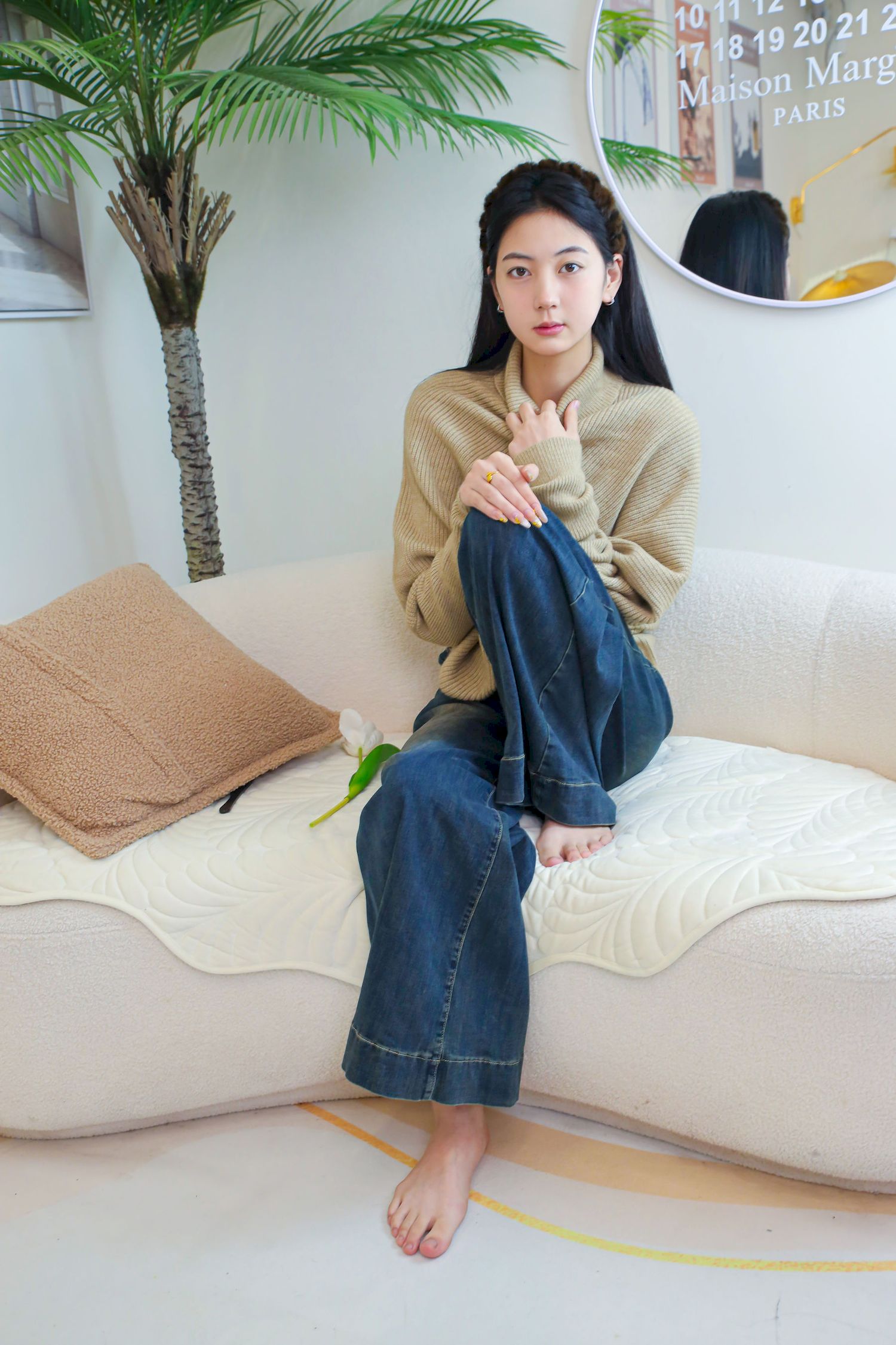 绮梦摄影模特小宇毛衣牛仔裤休闲写真