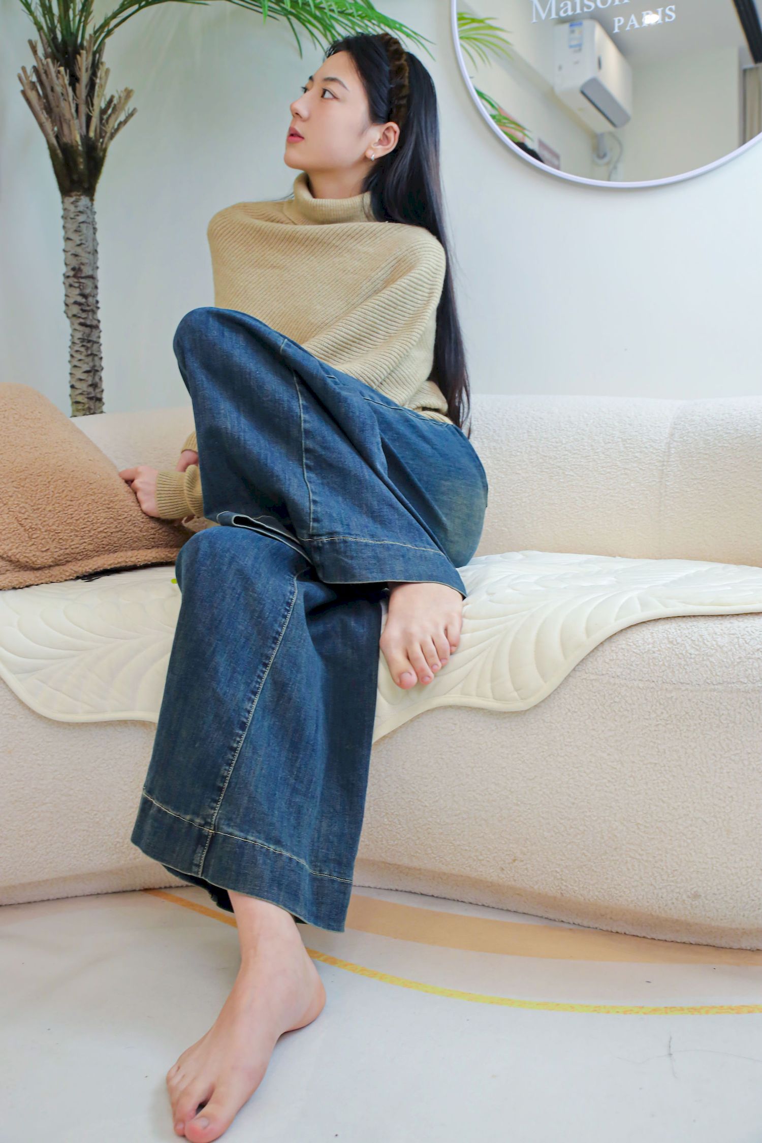 绮梦摄影模特小宇毛衣牛仔裤休闲写真