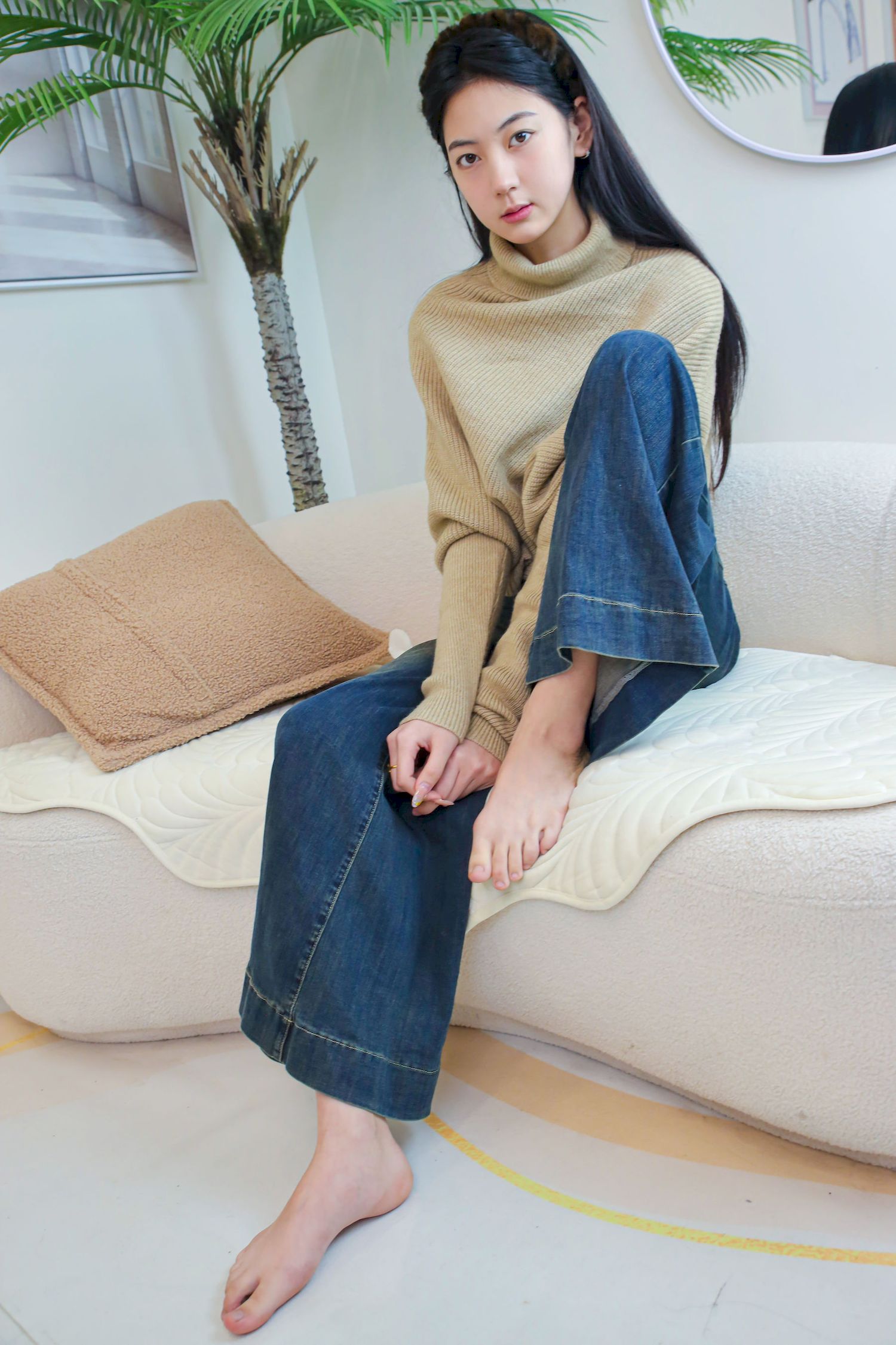 绮梦摄影模特小宇毛衣牛仔裤休闲写真