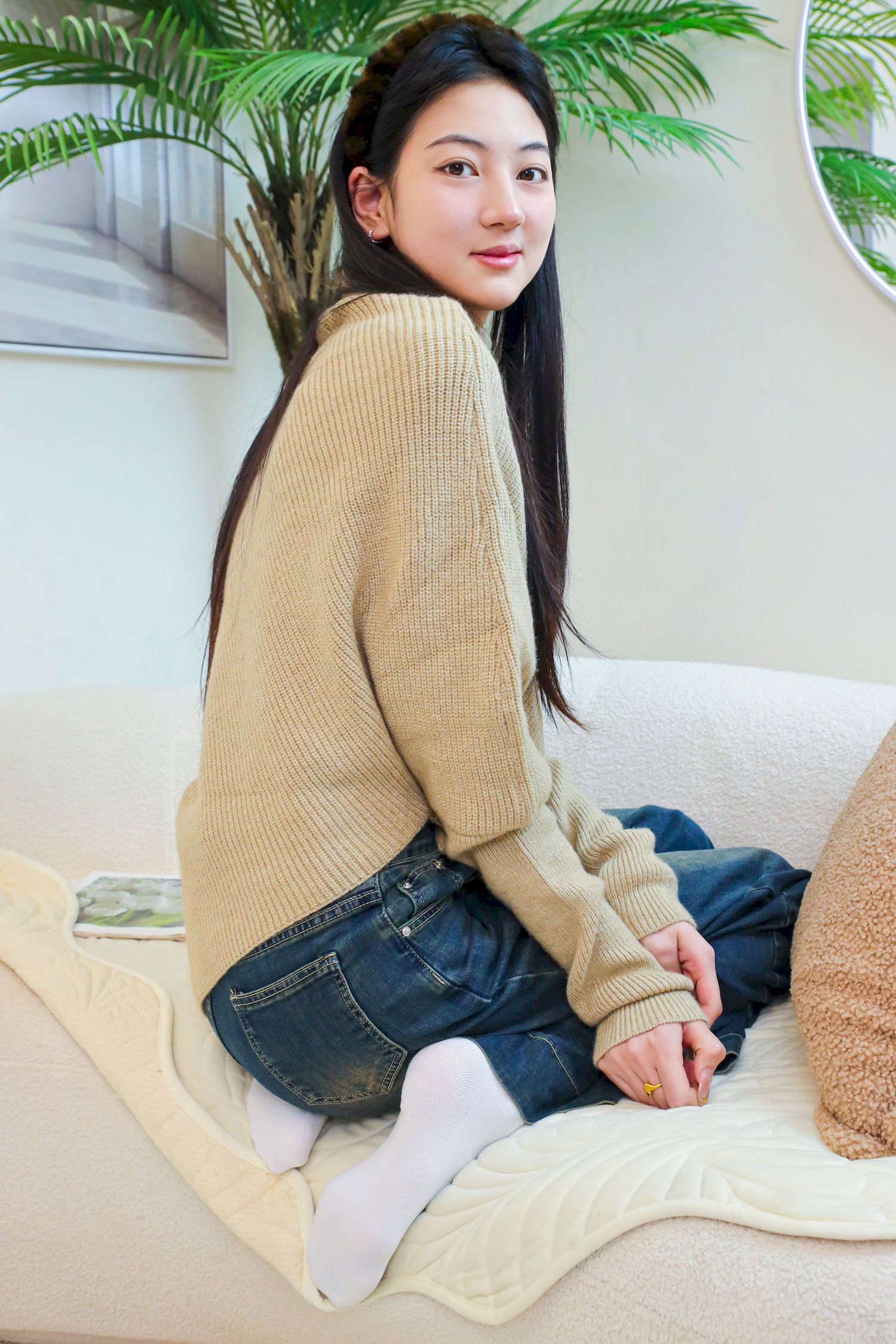 绮梦摄影模特小宇毛衣牛仔裤休闲写真