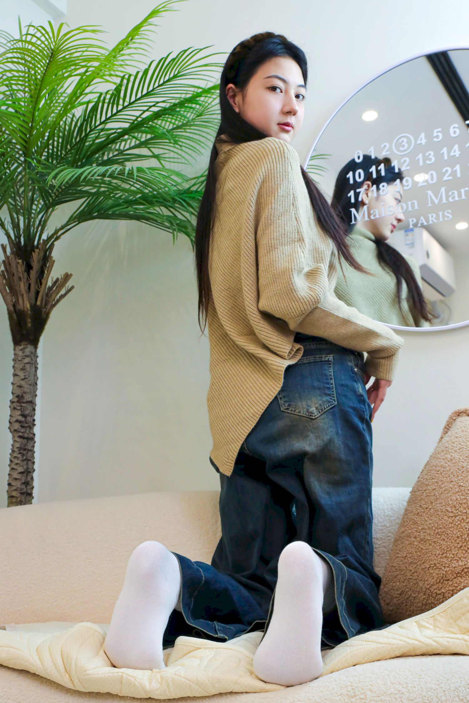 绮梦摄影模特小宇毛衣牛仔裤休闲写真