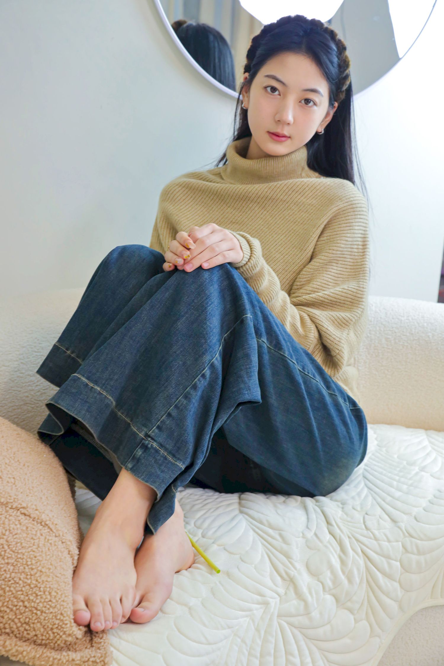 绮梦摄影模特小宇毛衣牛仔裤休闲写真