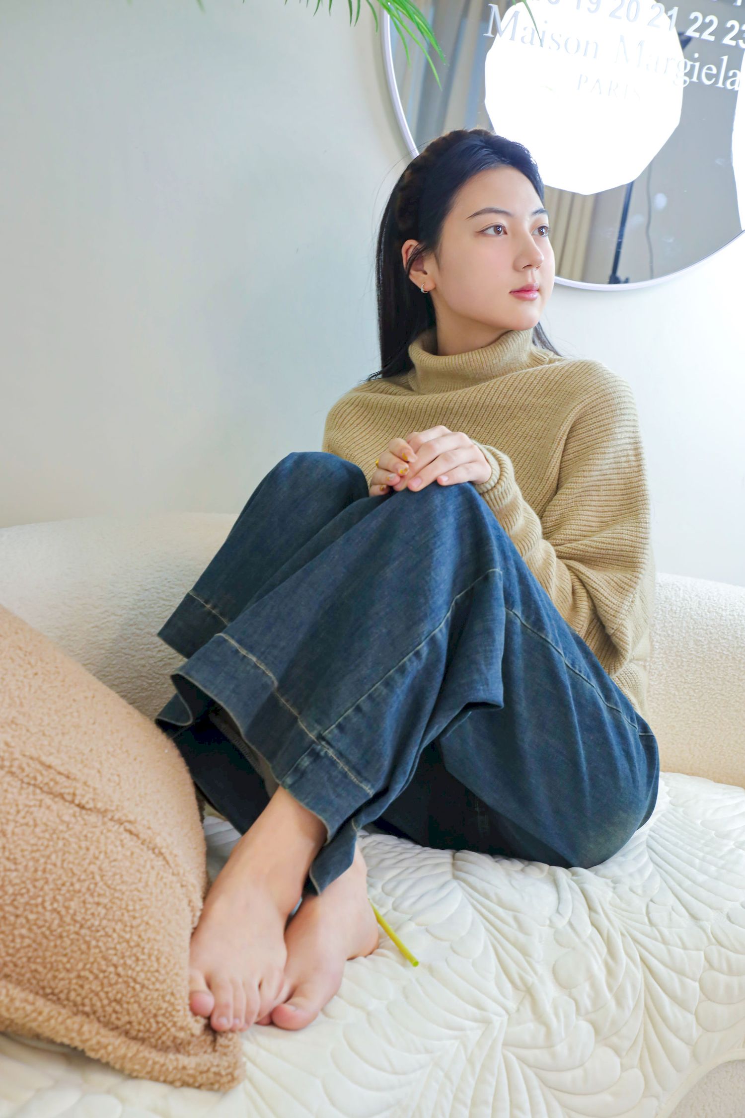 绮梦摄影模特小宇毛衣牛仔裤休闲写真