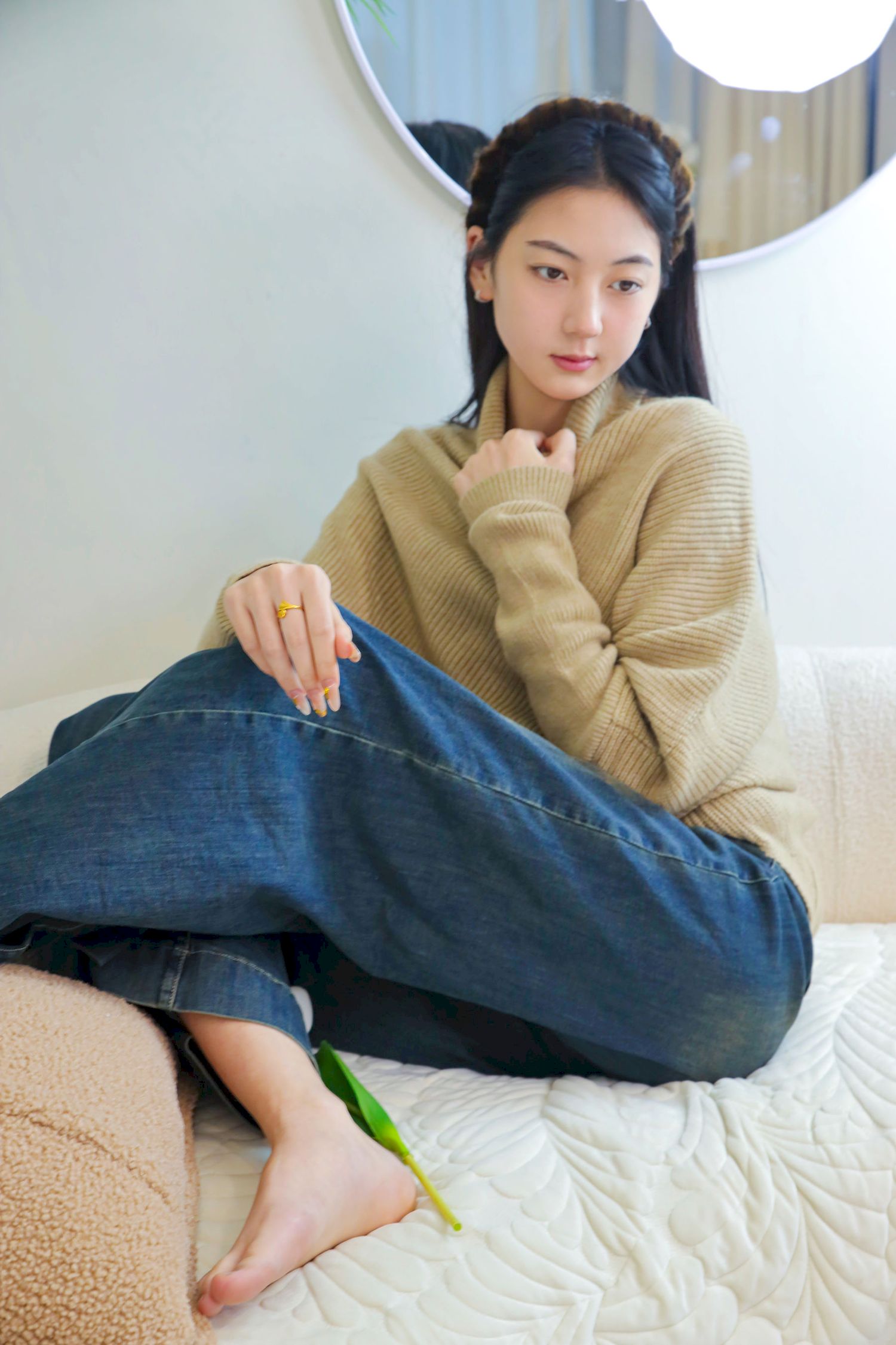 绮梦摄影模特小宇毛衣牛仔裤休闲写真