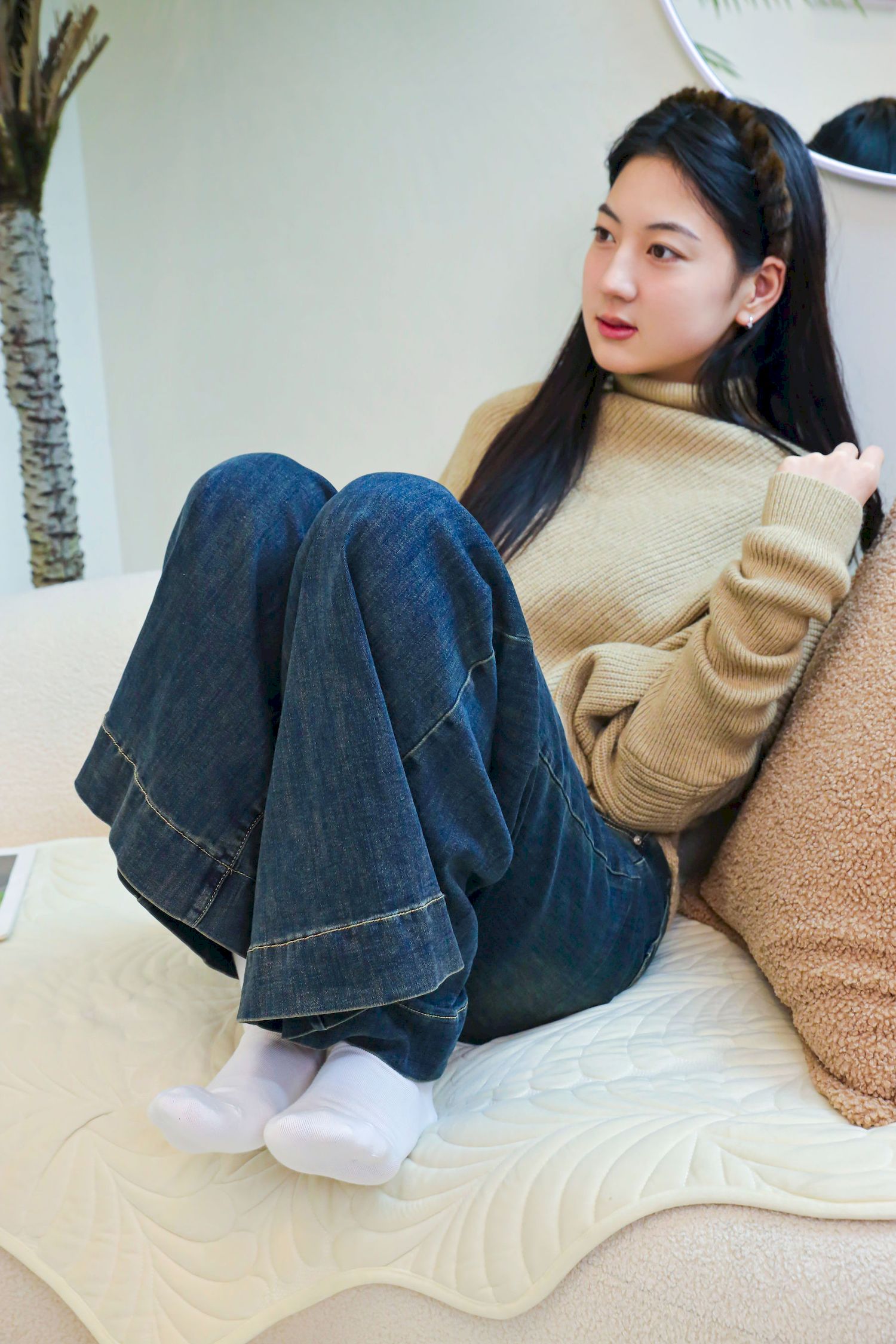 绮梦摄影模特小宇毛衣牛仔裤休闲写真