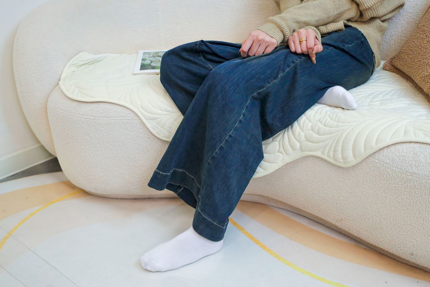 绮梦摄影模特小宇毛衣牛仔裤休闲写真