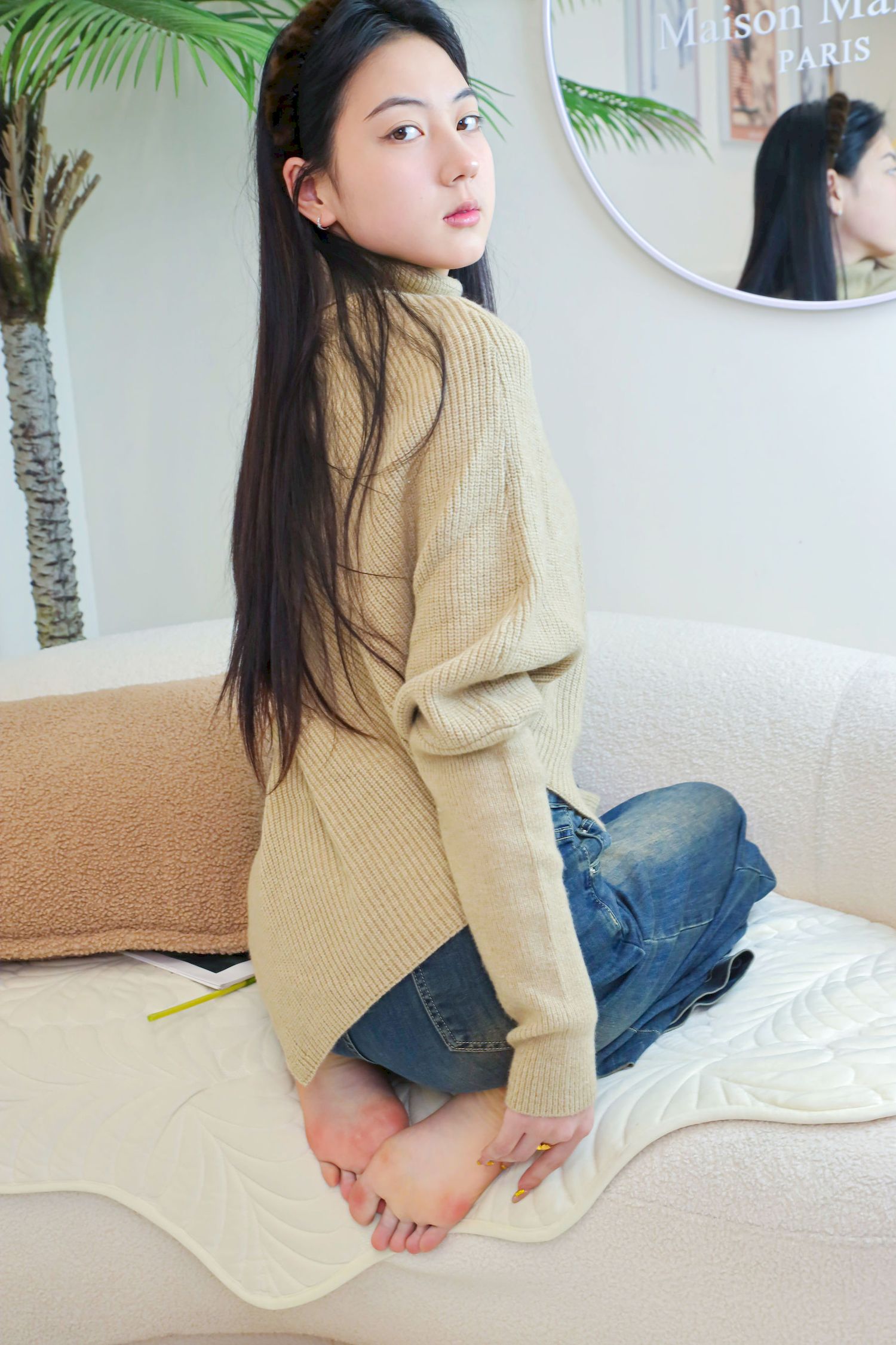 绮梦摄影模特小宇毛衣牛仔裤休闲写真