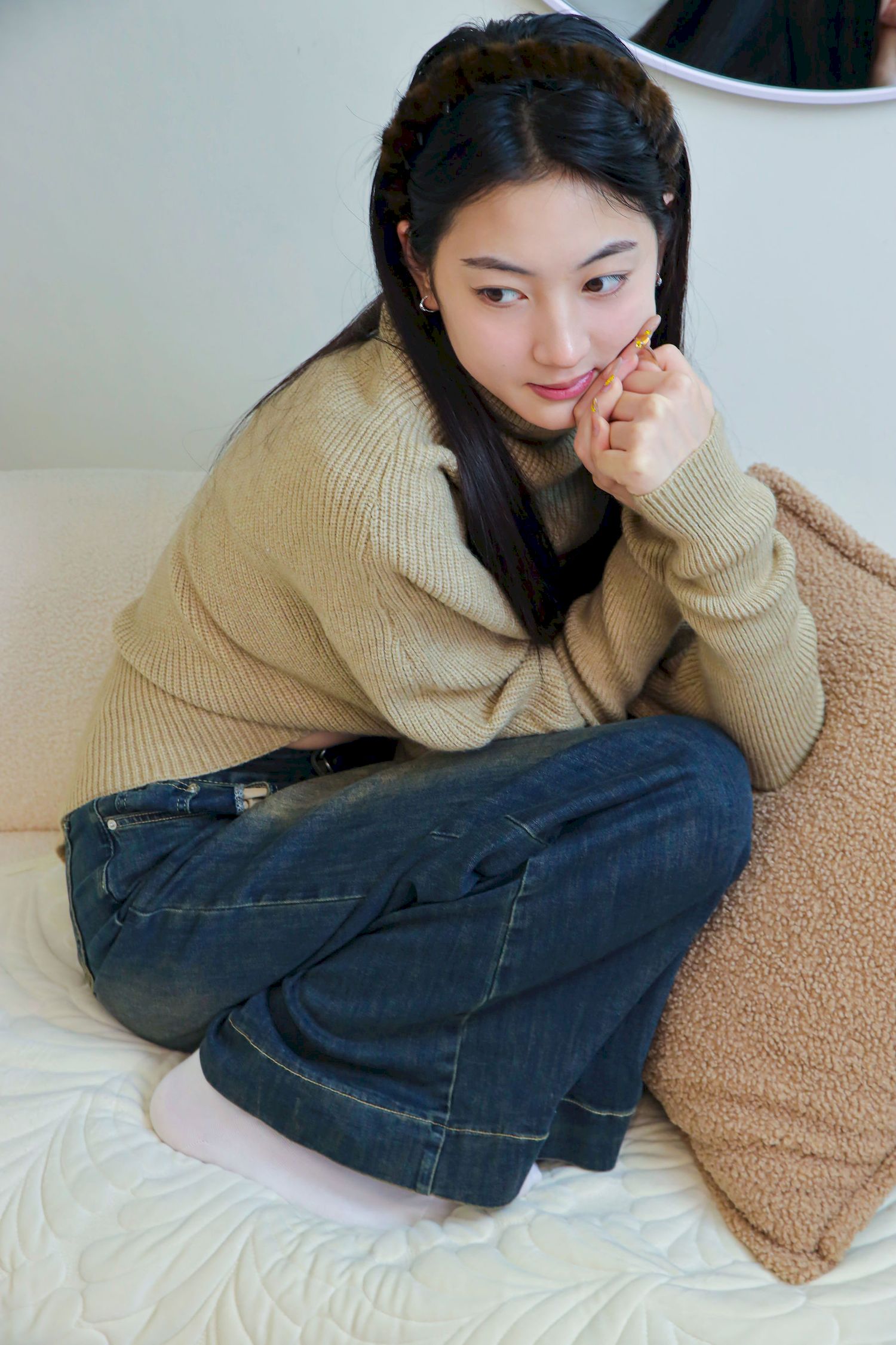 绮梦摄影模特小宇毛衣牛仔裤休闲写真