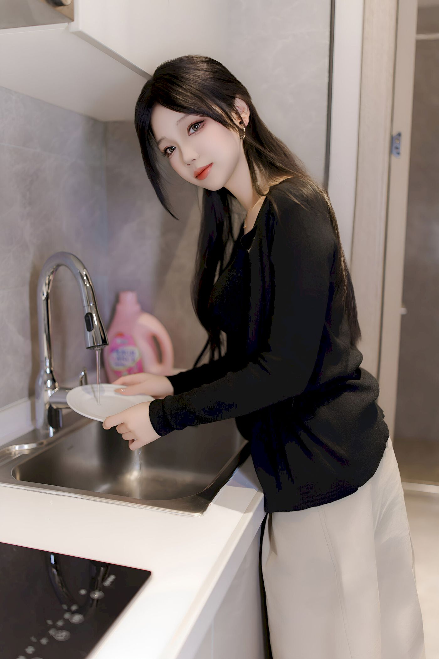 雪晴Astra丝足美腿职场大姐姐主题写真