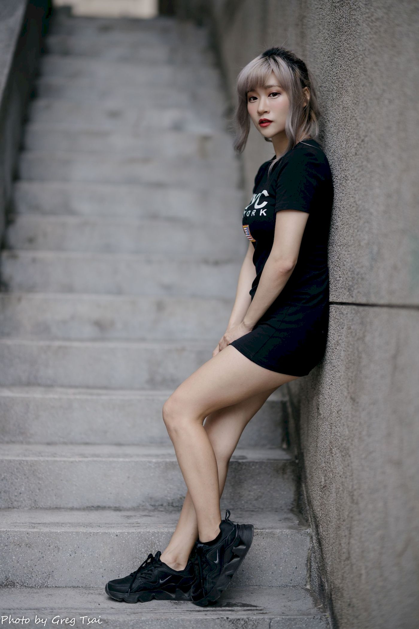 凯云黑裙美腿巧语嫣然运动风写真