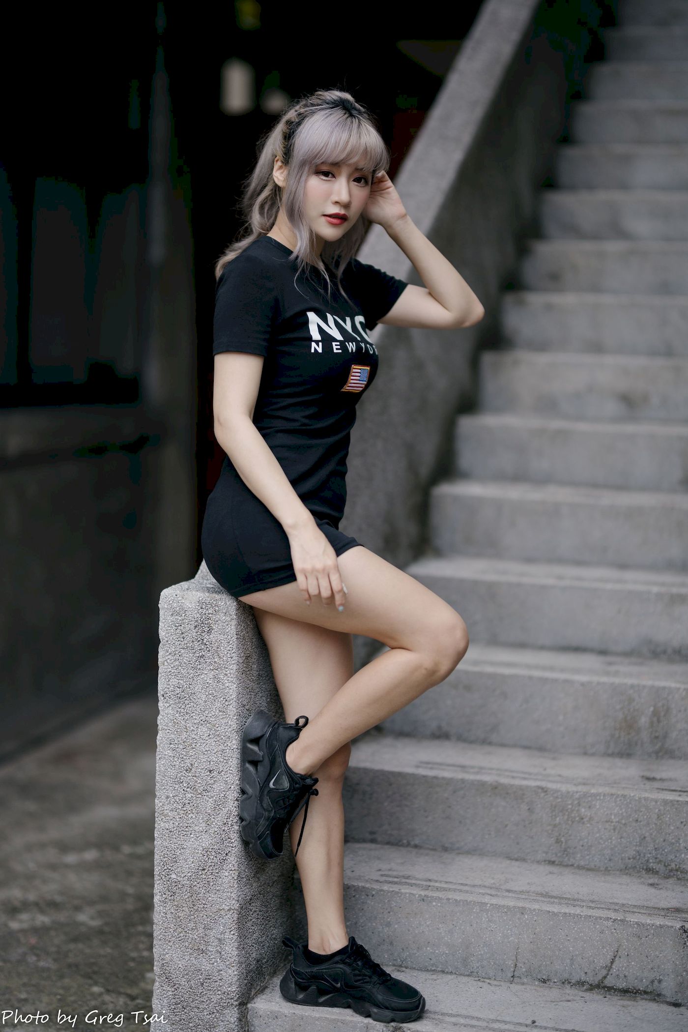 凯云黑裙美腿巧语嫣然运动风写真