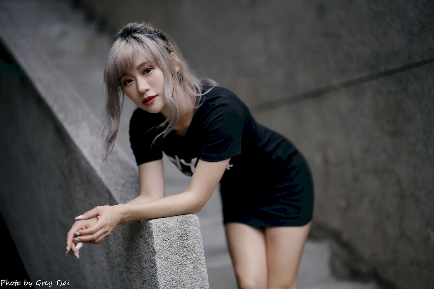 凯云黑裙美腿巧语嫣然运动风写真