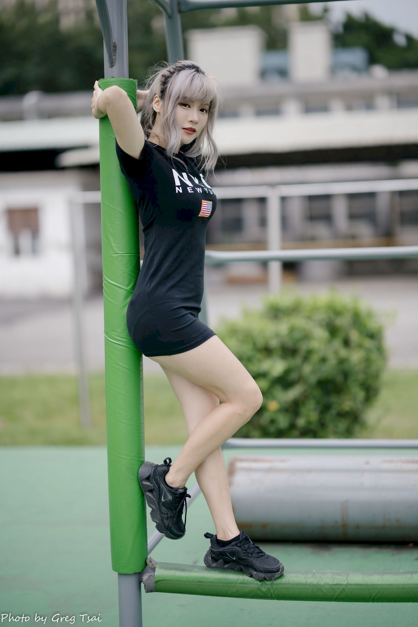 凯云黑裙美腿巧语嫣然运动风写真