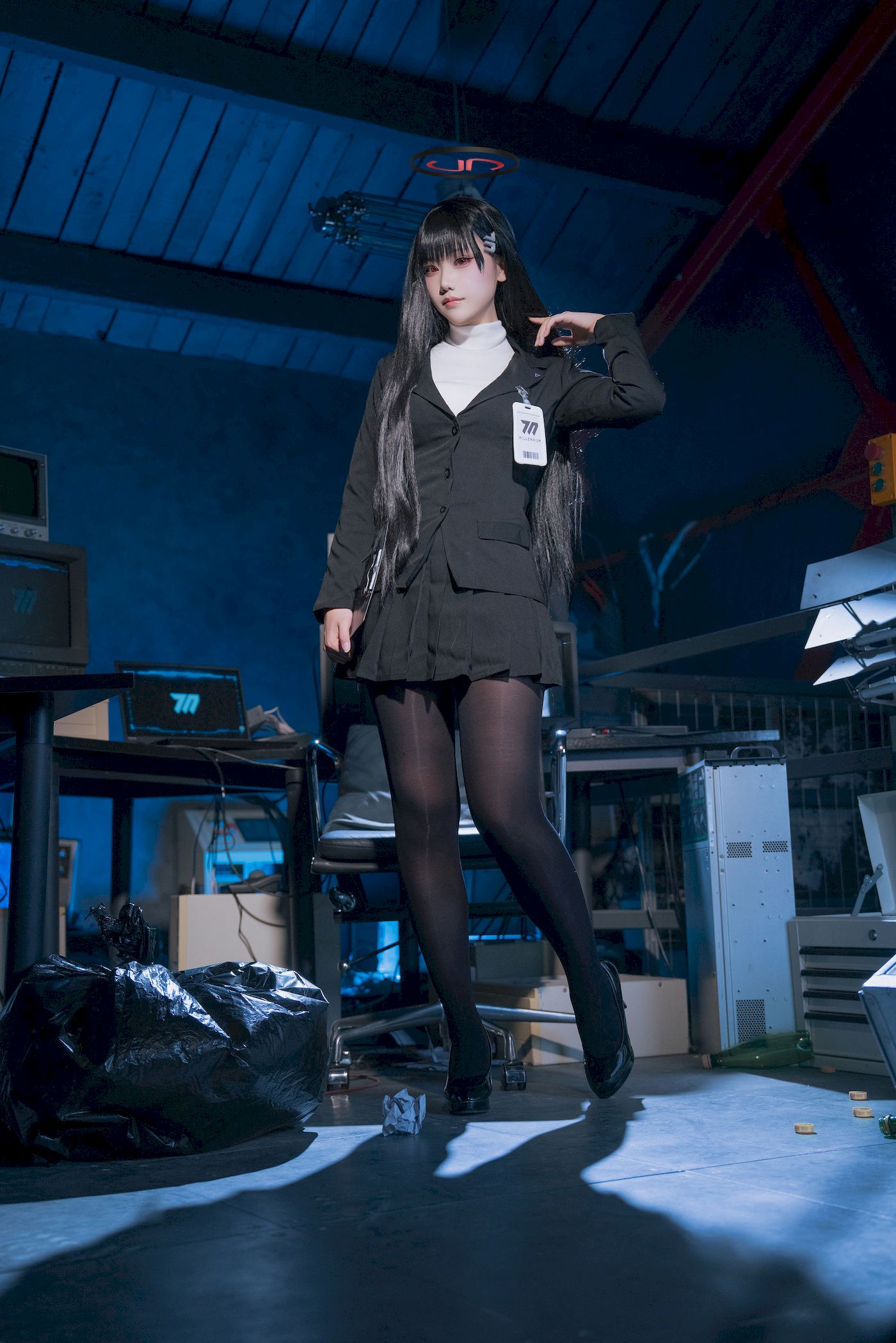 lunananya黑丝西装服饰COS蔚蓝档案调月莉音