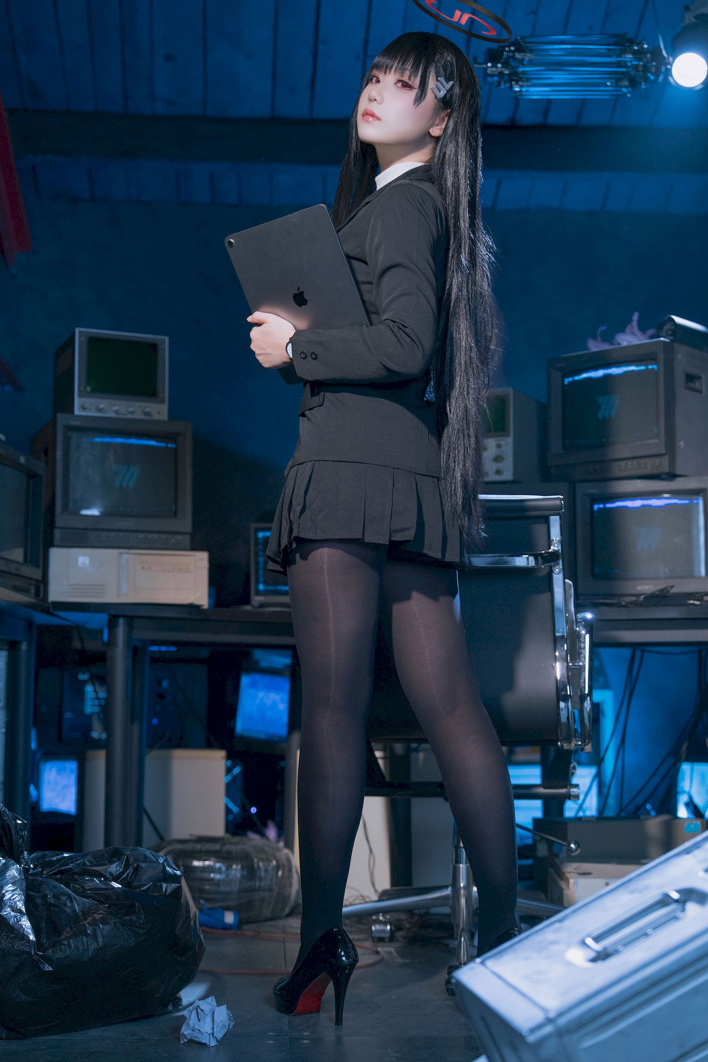 lunananya黑丝西装服饰COS蔚蓝档案调月莉音