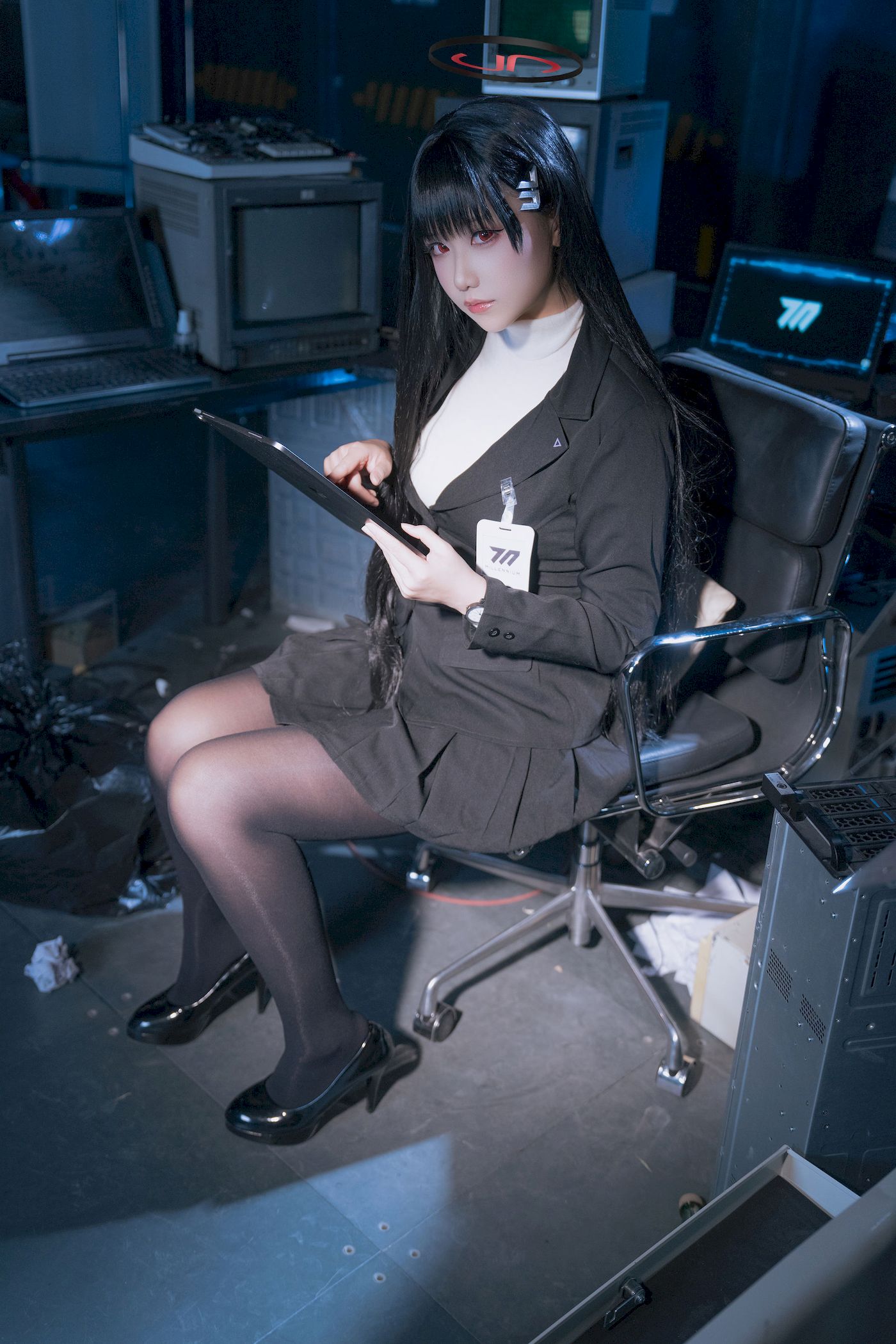 lunananya黑丝西装服饰COS蔚蓝档案调月莉音