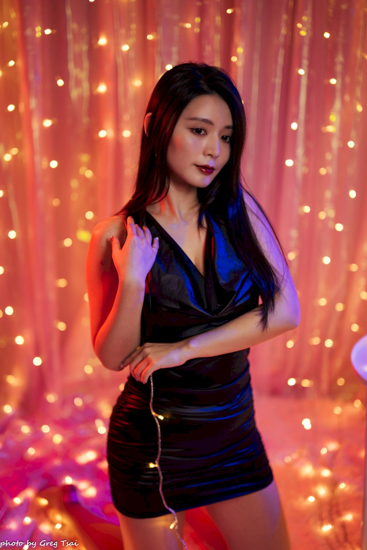 筱筱黑色皮裙黑长直秀发居家熟女棚拍