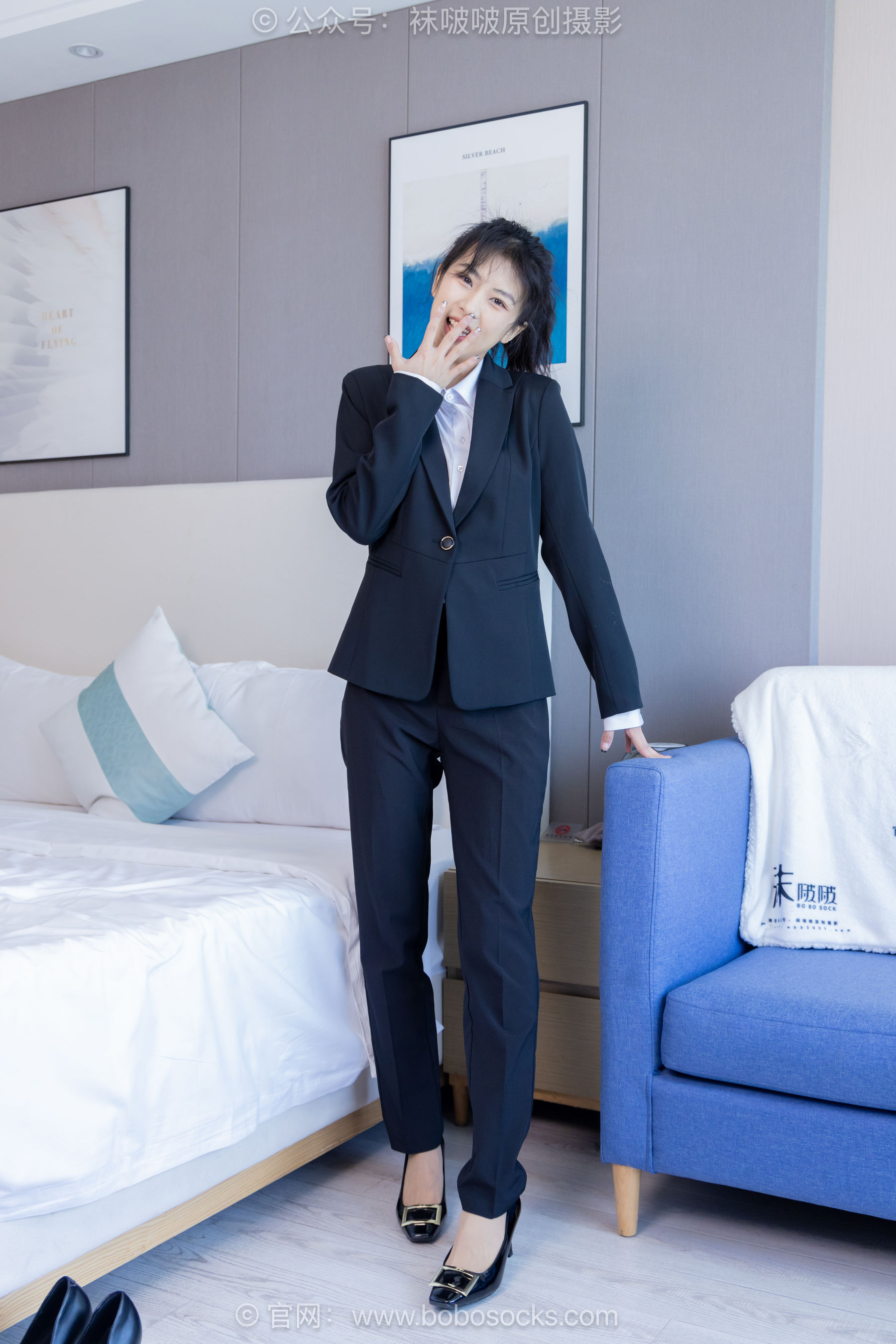 袜啵啵模特奶油白领OL制服裤里丝写真