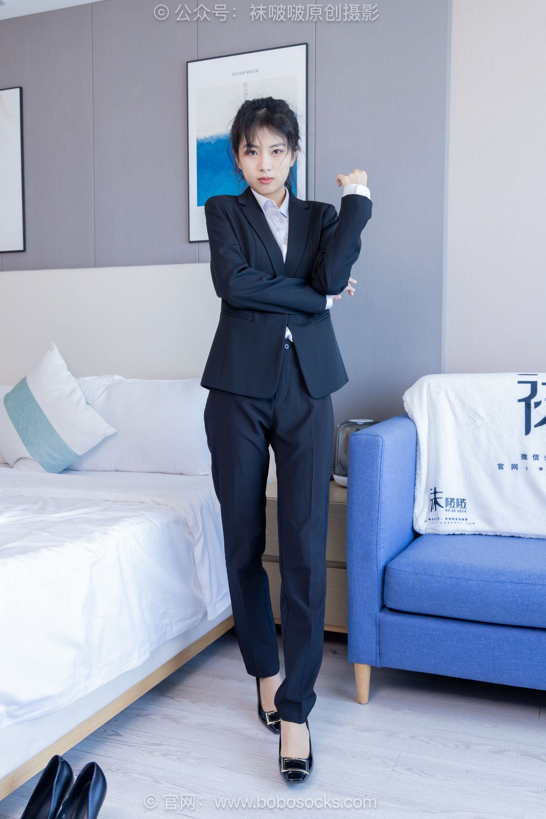 袜啵啵模特奶油白领OL制服裤里丝写真