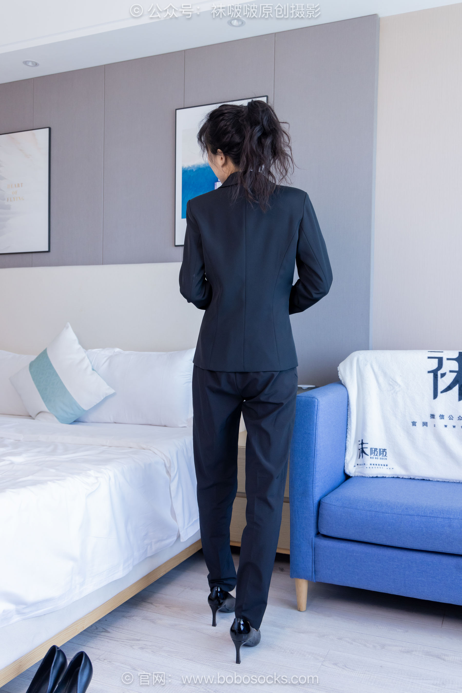 袜啵啵模特奶油白领OL制服裤里丝写真