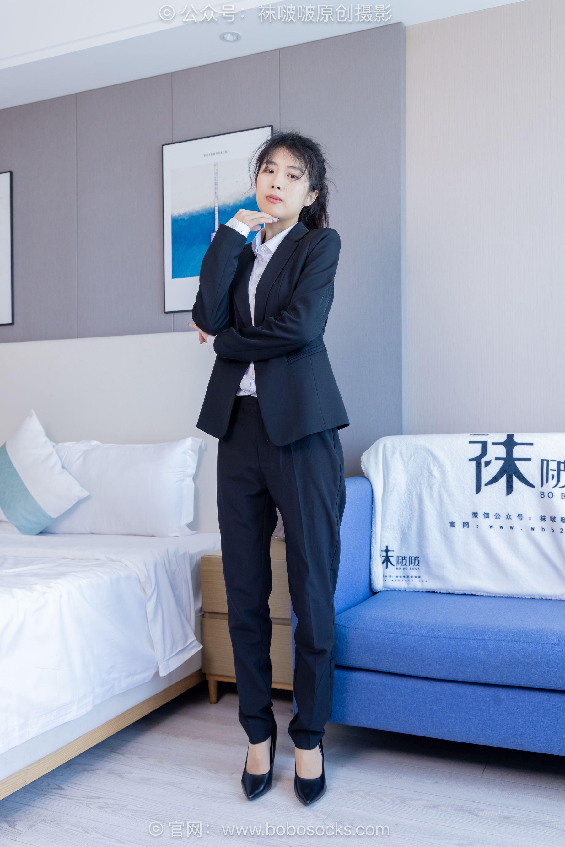 袜啵啵模特奶油白领OL制服裤里丝写真