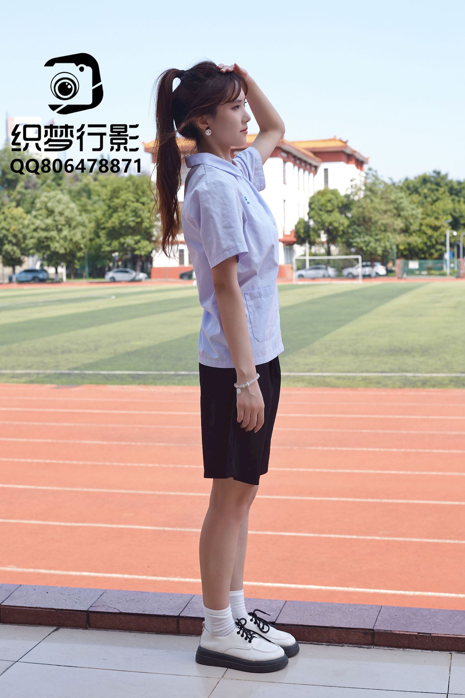 清新美女学妹驾到学校学院风主题写真