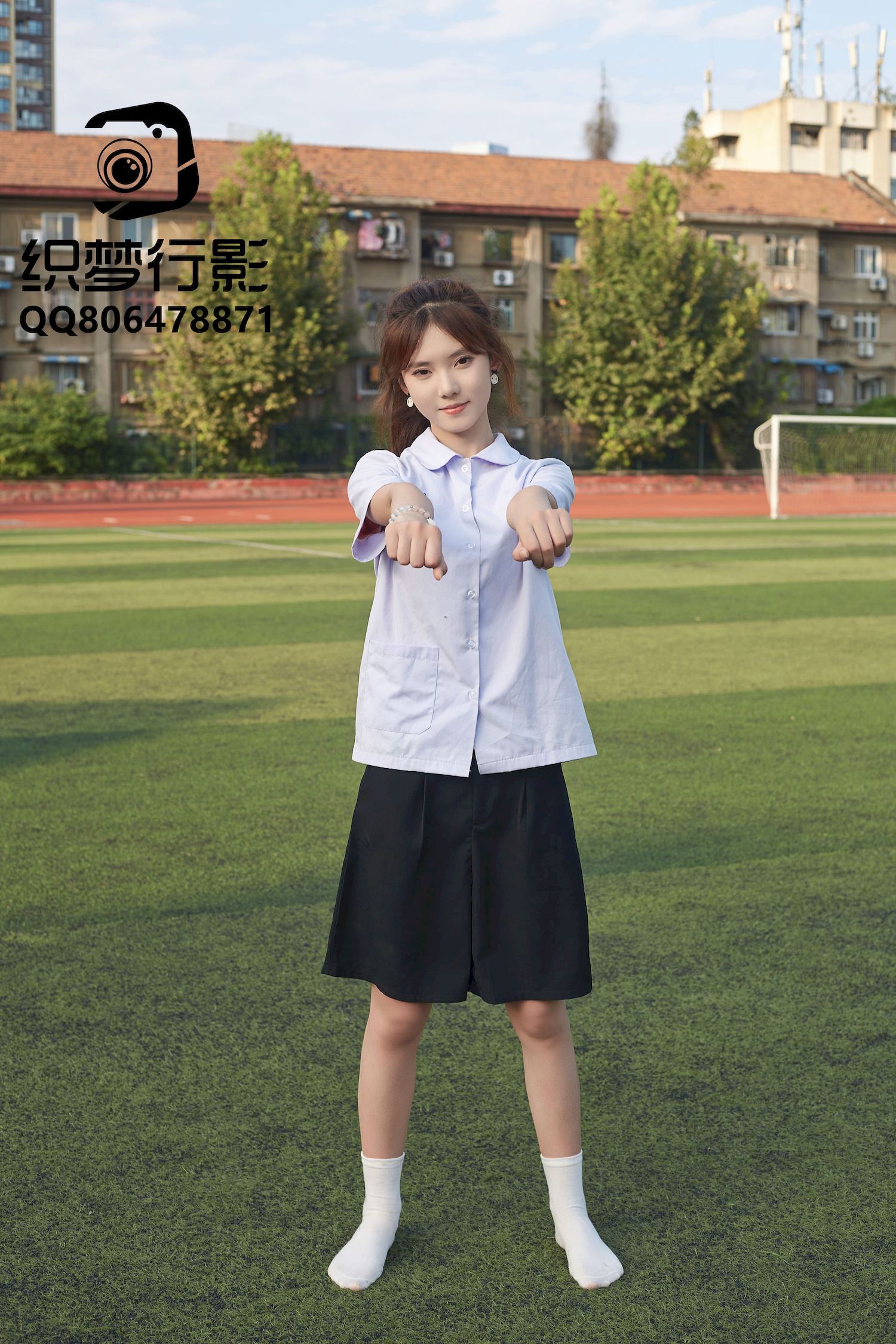 清新美女学妹驾到学校学院风主题写真