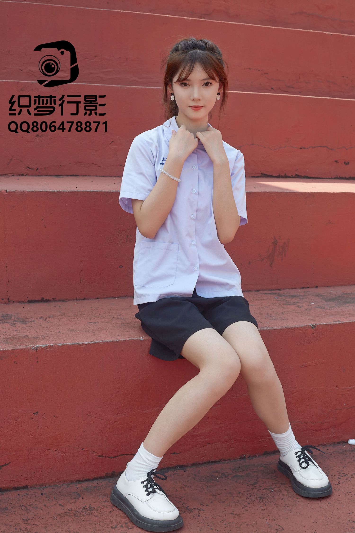 清新美女学妹驾到学校学院风主题写真