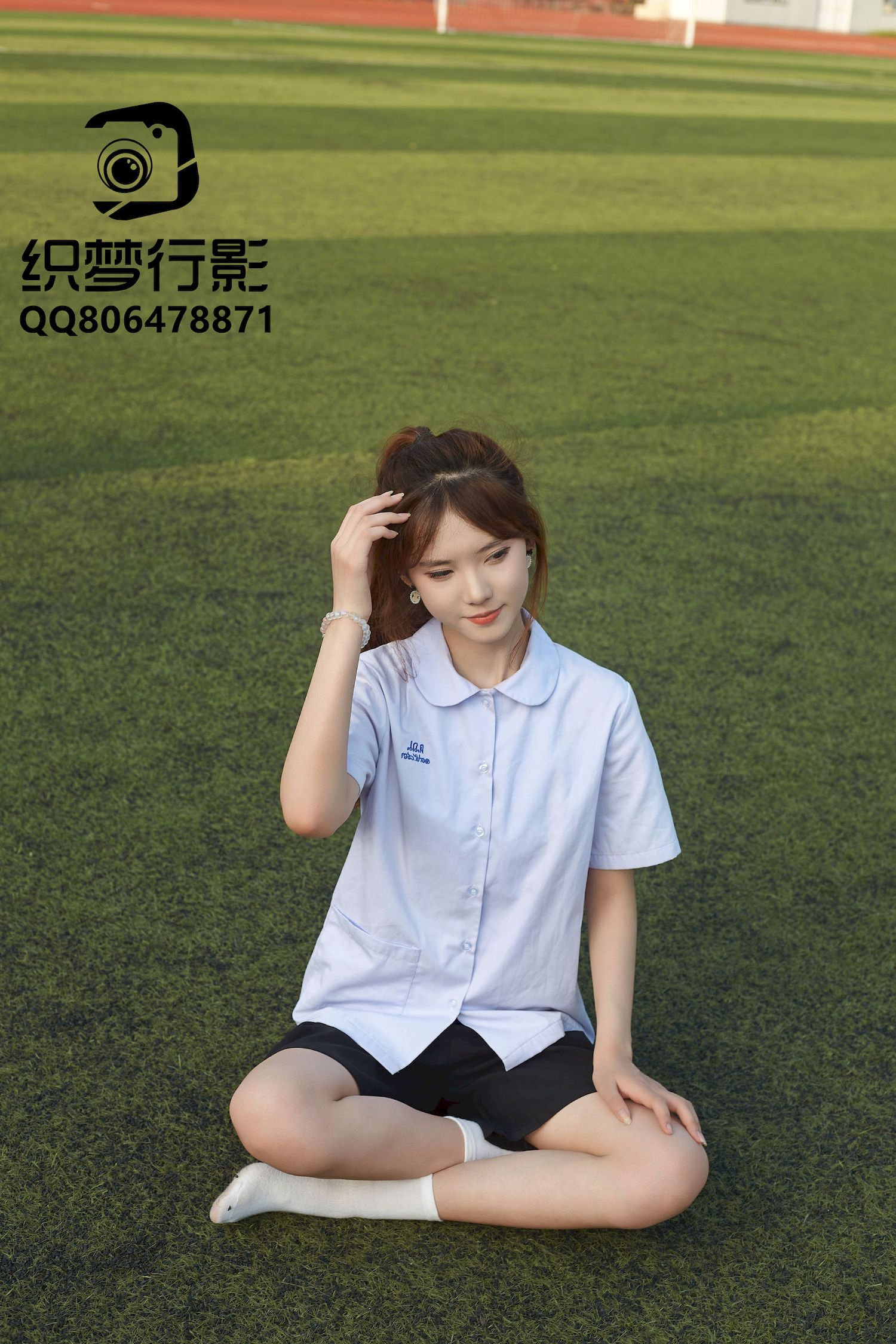 清新美女学妹驾到学校学院风主题写真