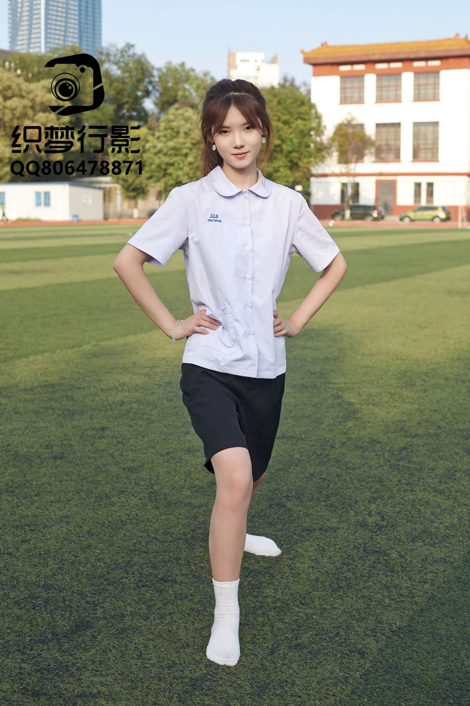 清新美女学妹驾到学校学院风主题写真