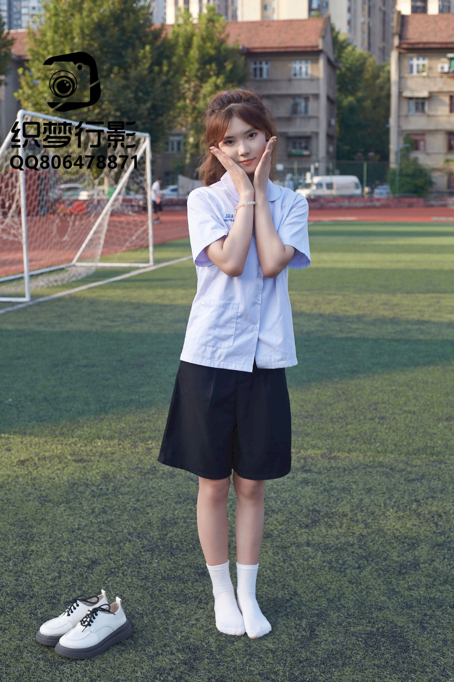 清新美女学妹驾到学校学院风主题写真