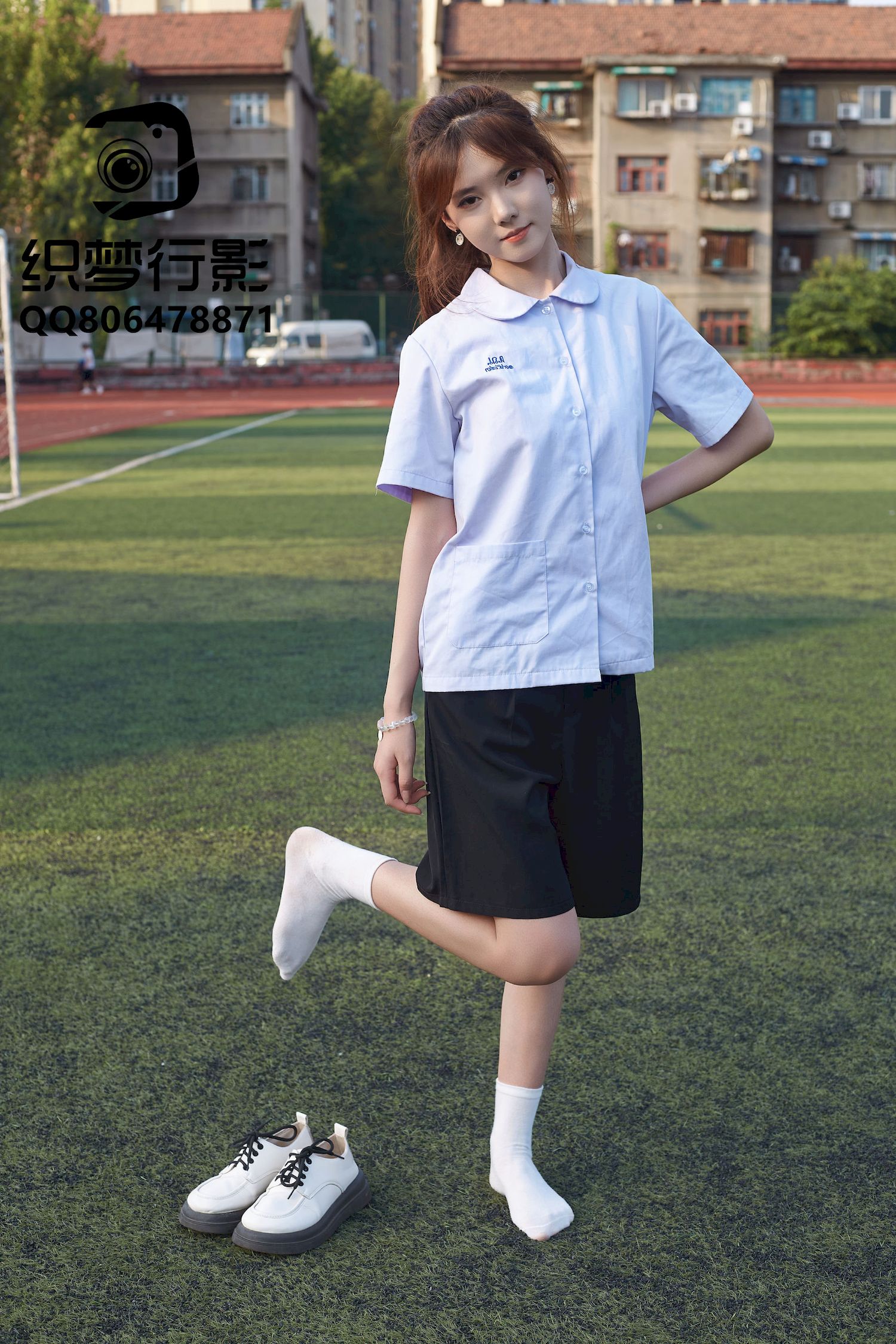 清新美女学妹驾到学校学院风主题写真