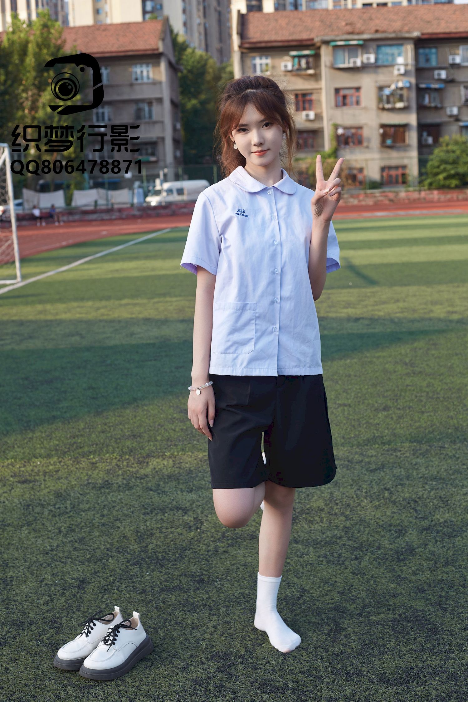 清新美女学妹驾到学校学院风主题写真