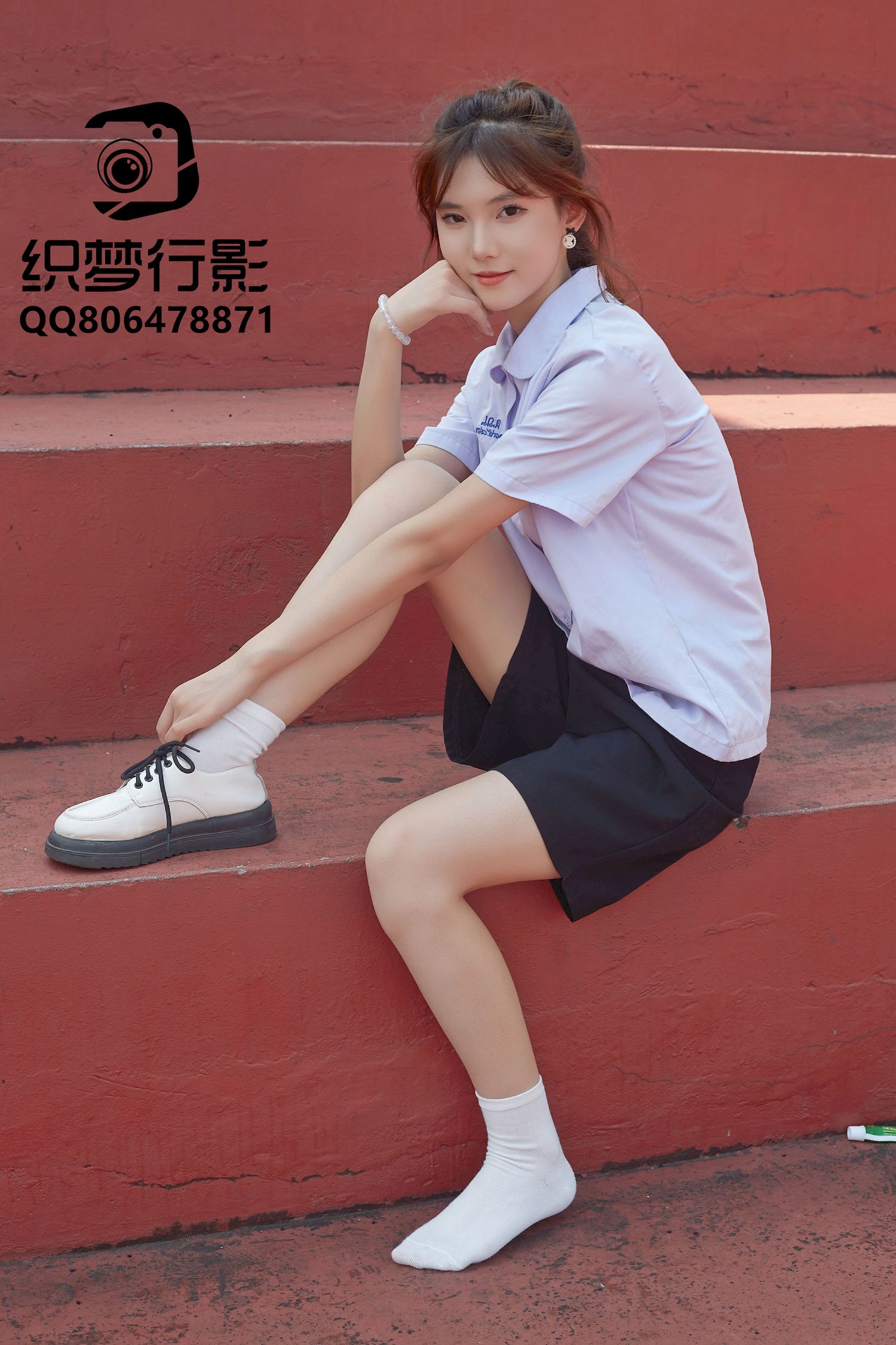 清新美女学妹驾到学校学院风主题写真