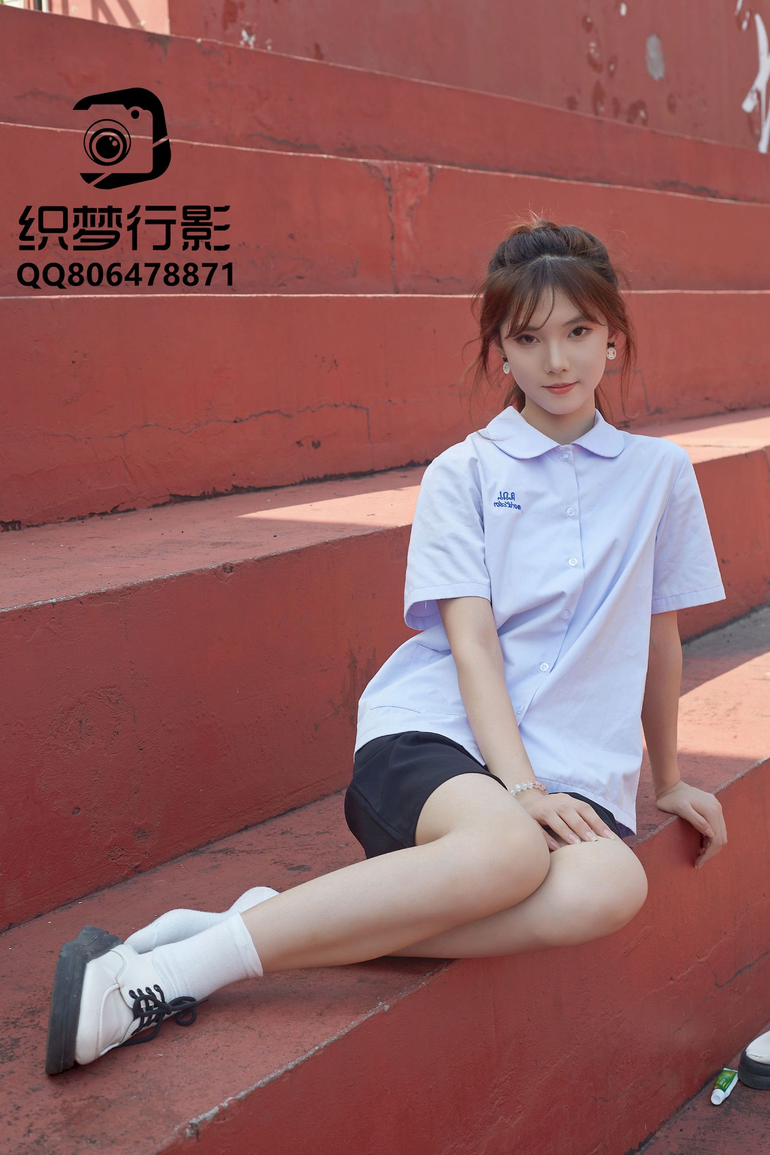 清新美女学妹驾到学校学院风主题写真