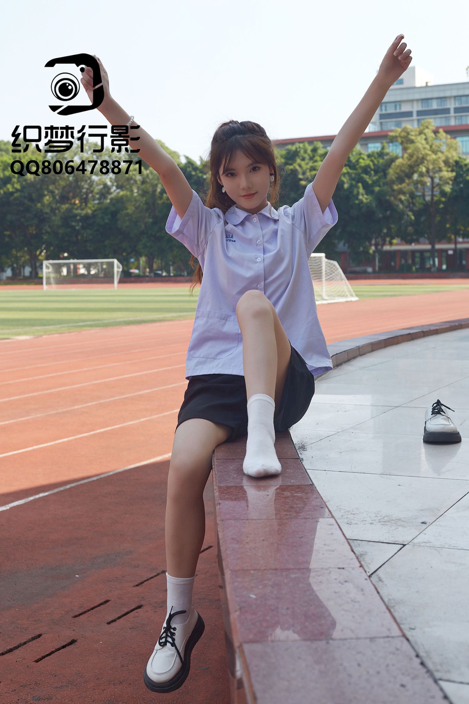 清新美女学妹驾到学校学院风主题写真