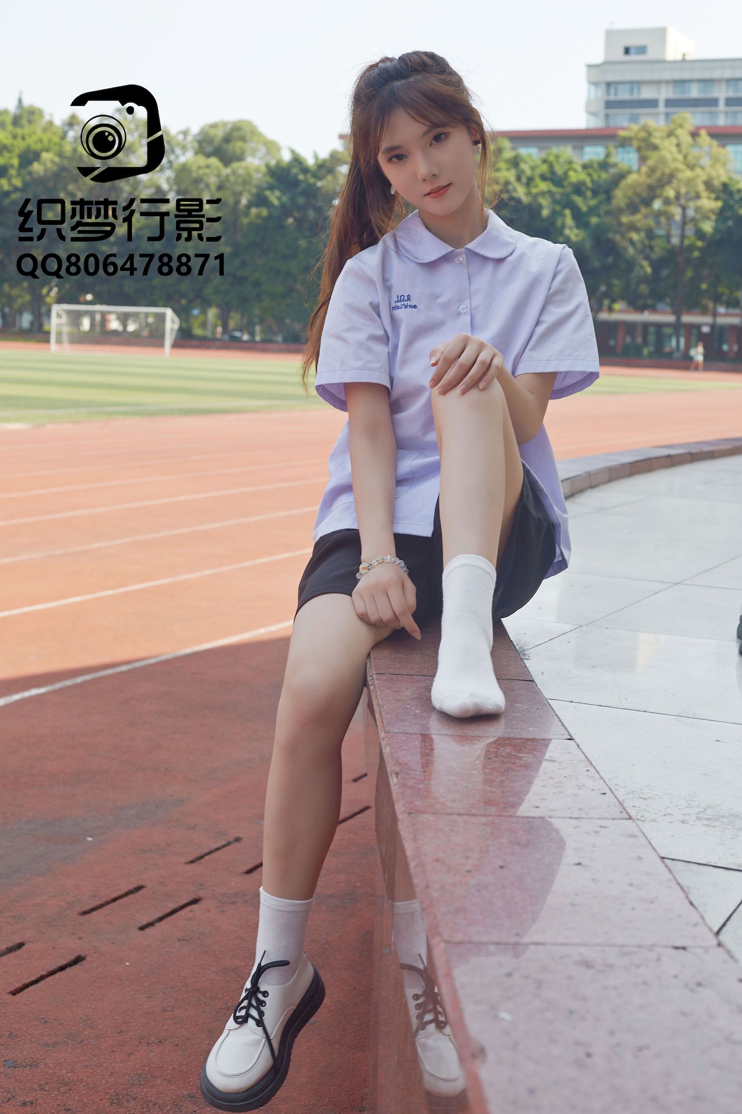 清新美女学妹驾到学校学院风主题写真