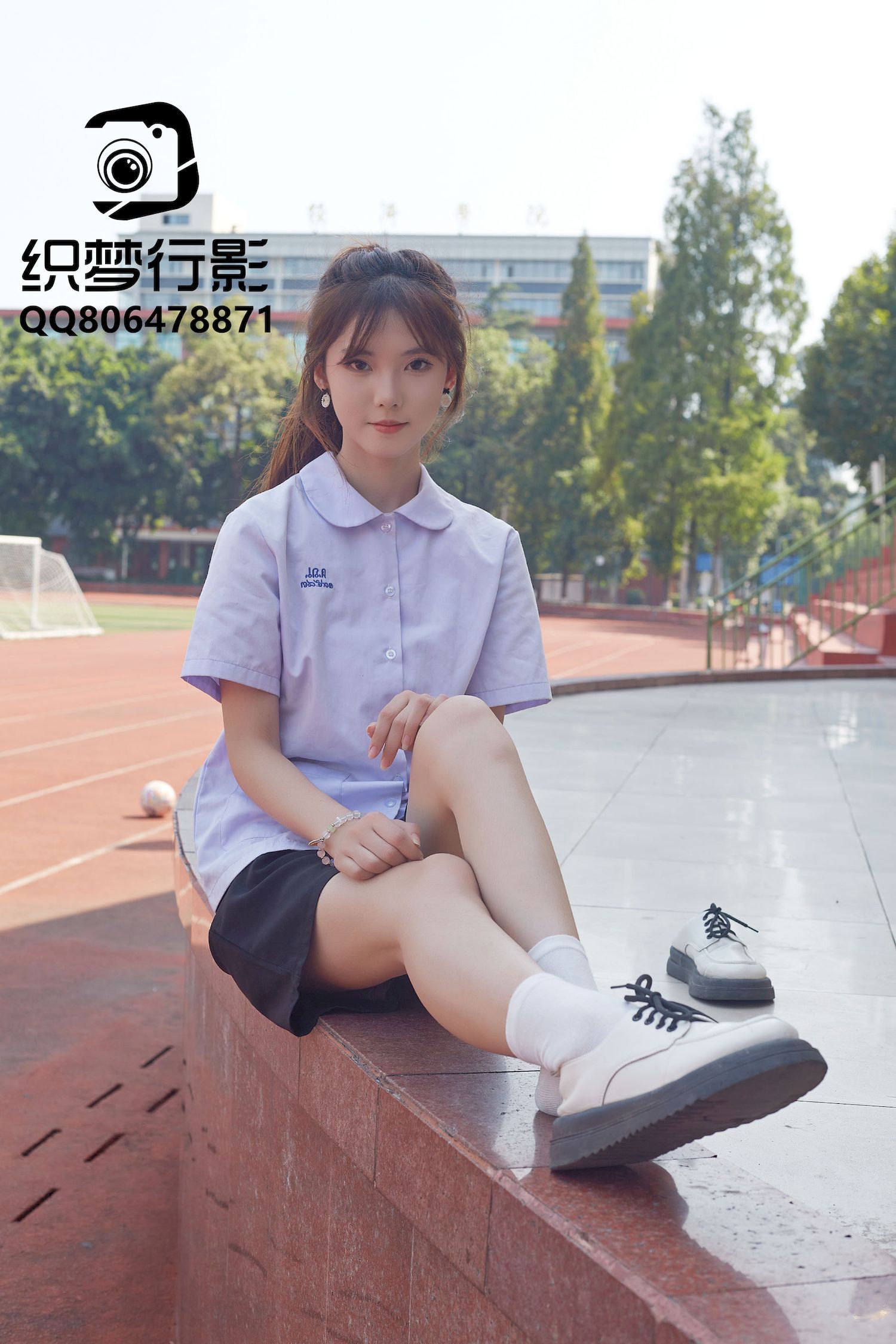 清新美女学妹驾到学校学院风主题写真