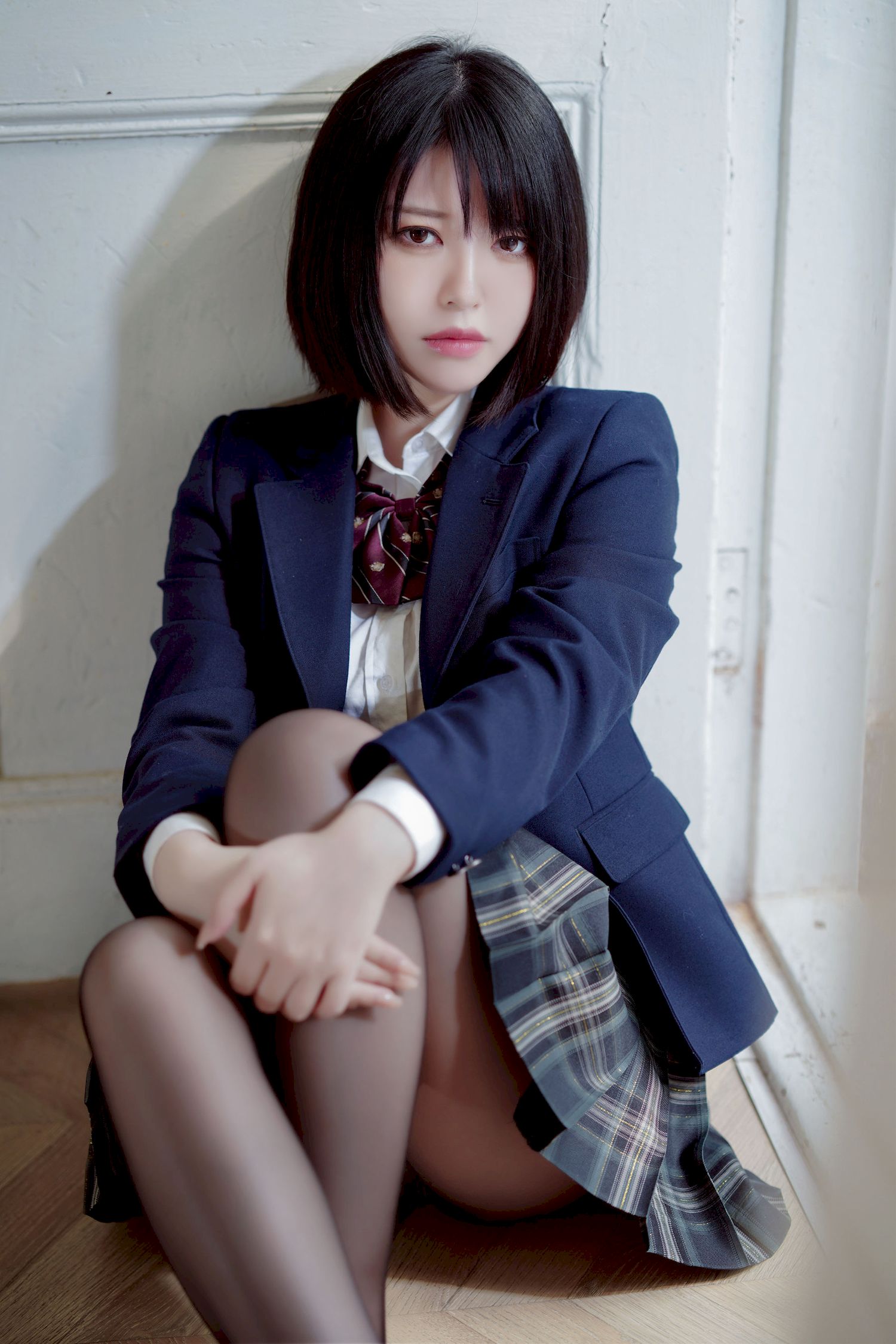 半半子_黑丝JK制服彼女の主题性感写真