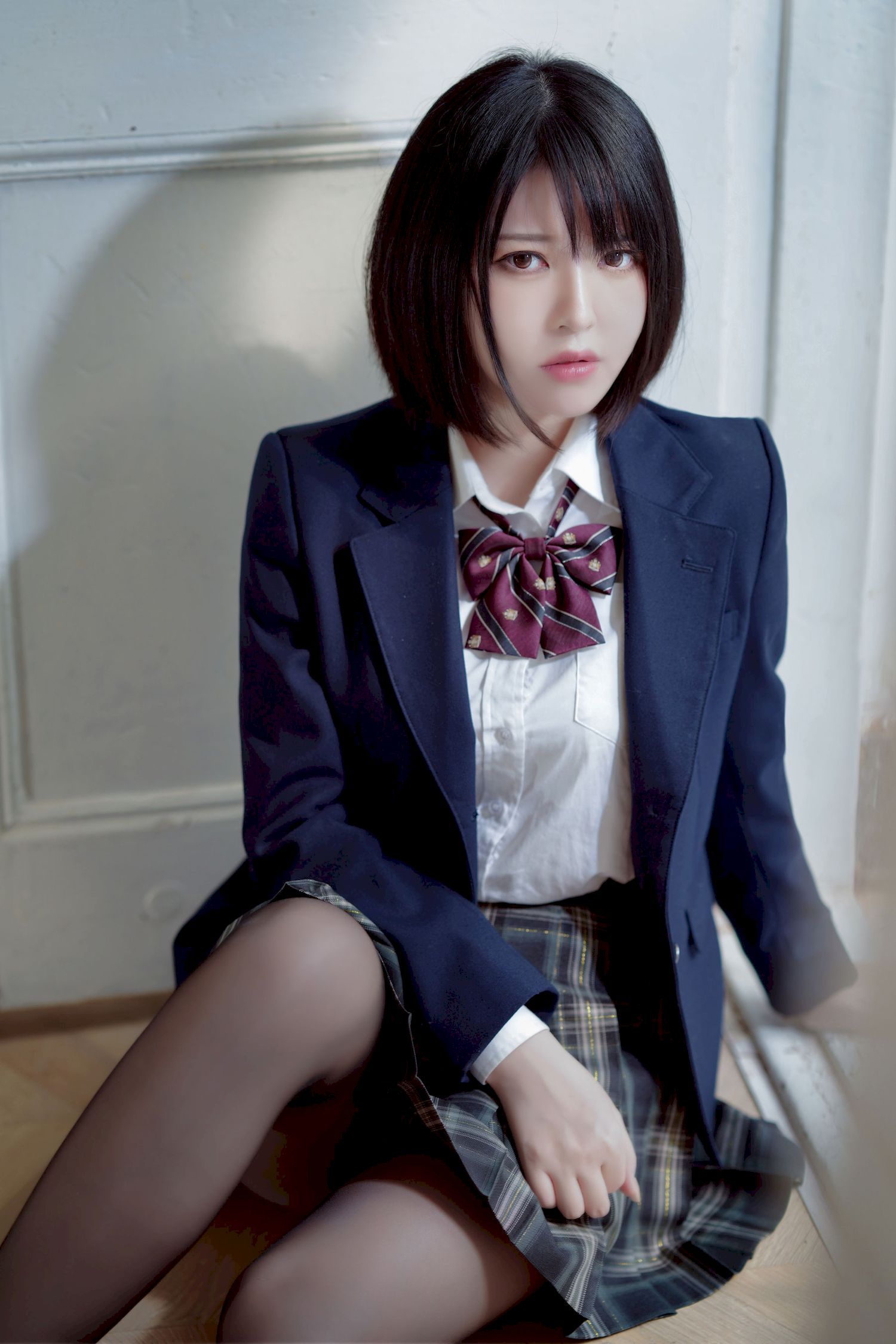 半半子_黑丝JK制服彼女の主题性感写真