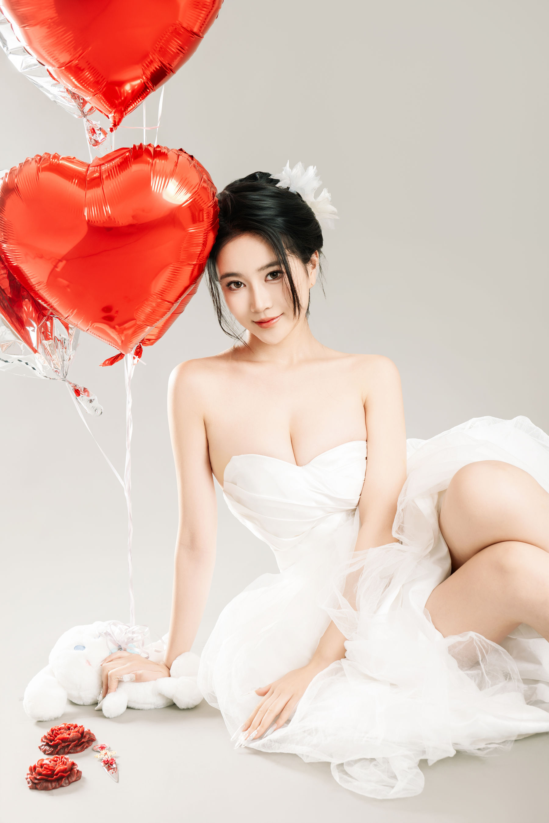 Nnian白色婚纱LOVE情人节特别篇摄影写真