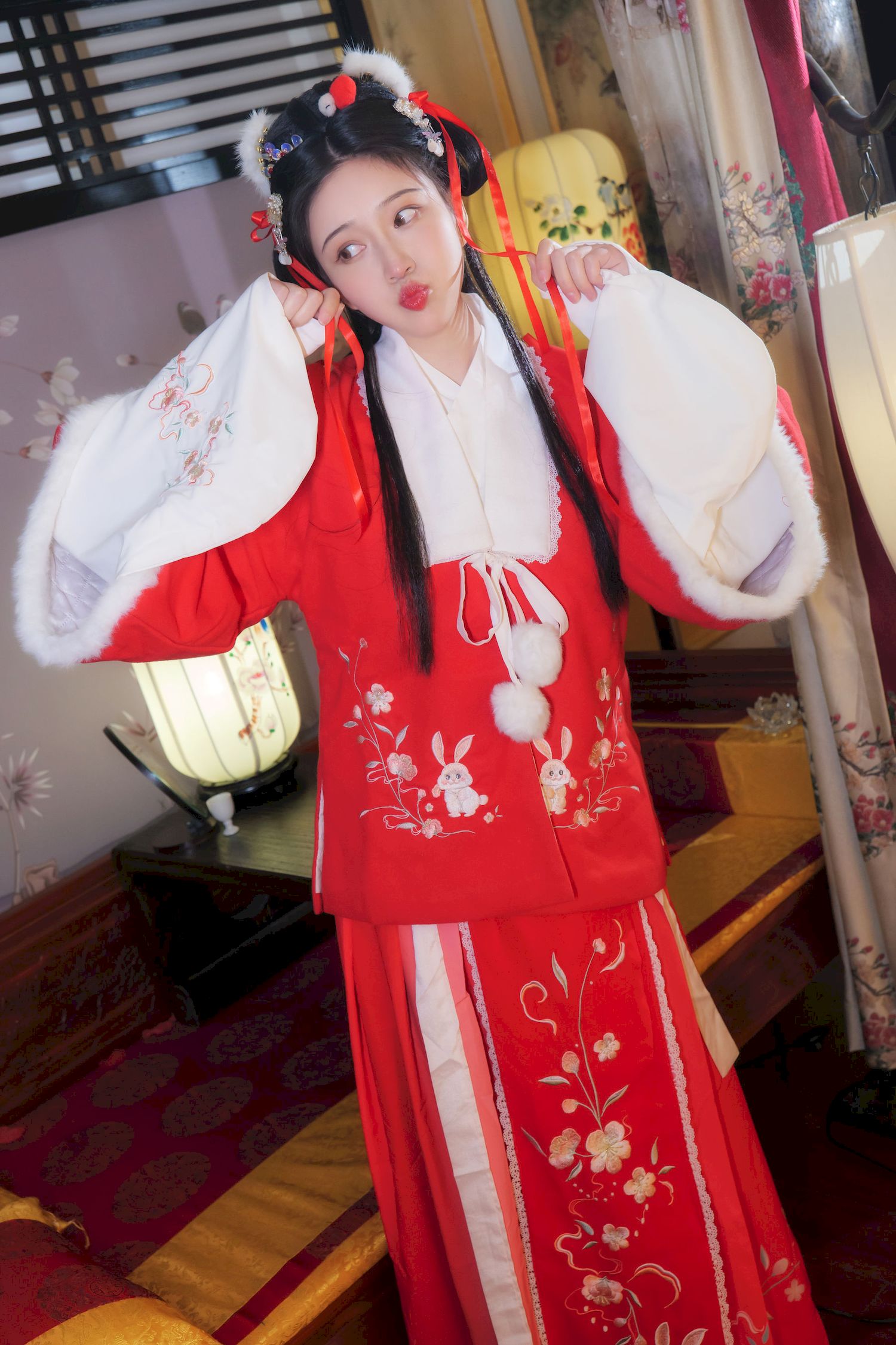 古典美女Nnian拜年服喜庆写真