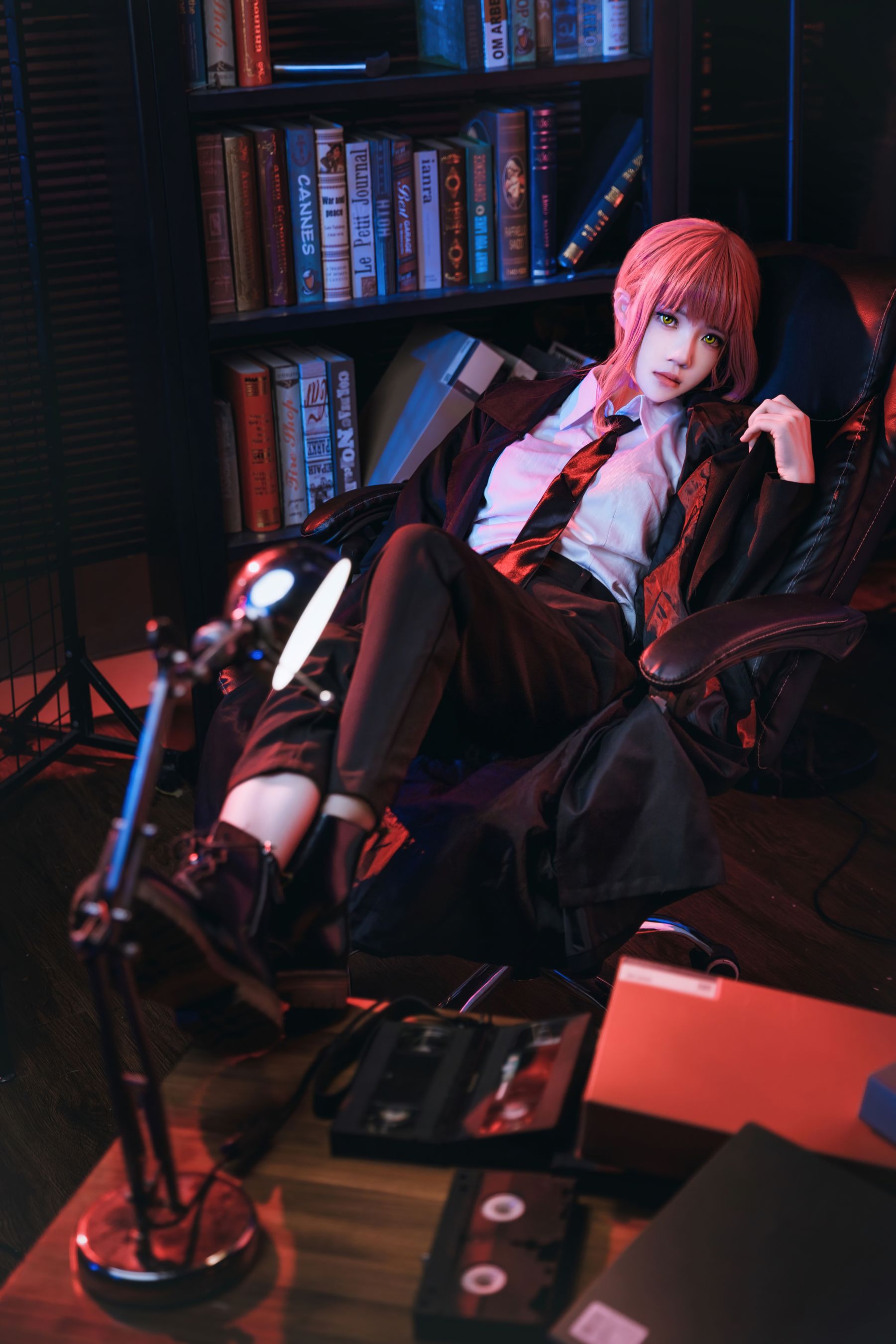 桜桃喵职场OL装扮COS玛奇玛