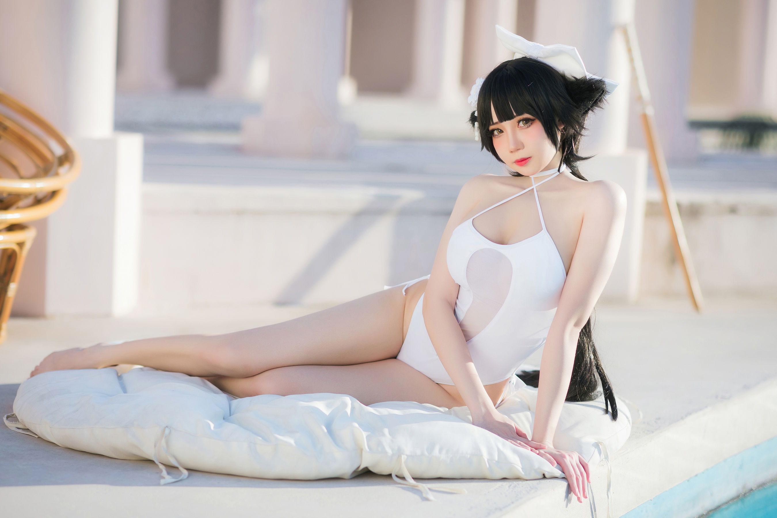 焖焖碳傲人身材泳装COS碧蓝航线高雄