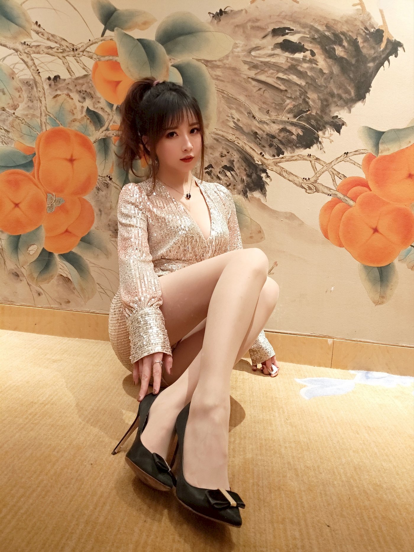 小女巫露娜亮片裙搭配肉丝COS居家福利