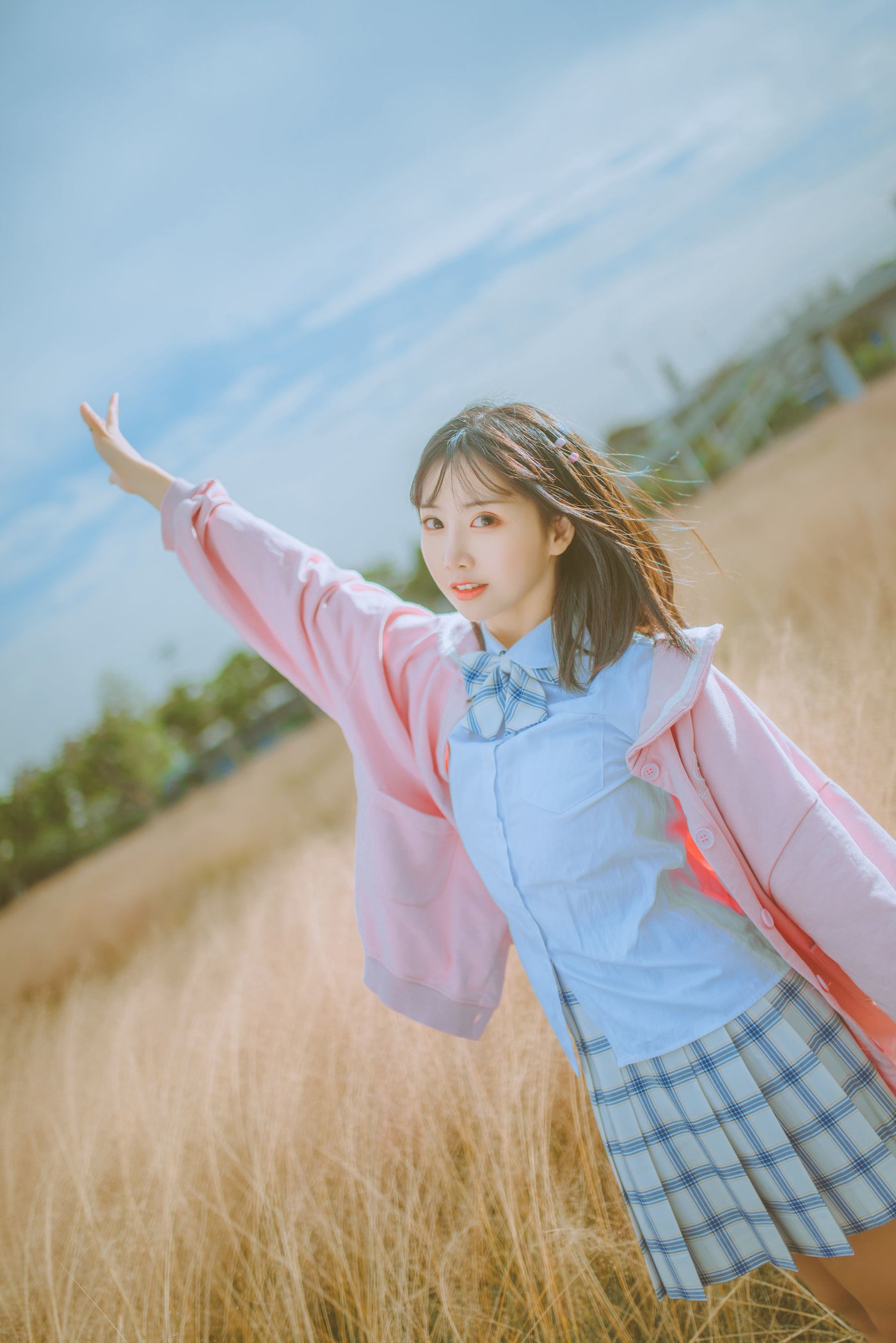 面饼仙儿JK制服粉黛草场景粉色风格