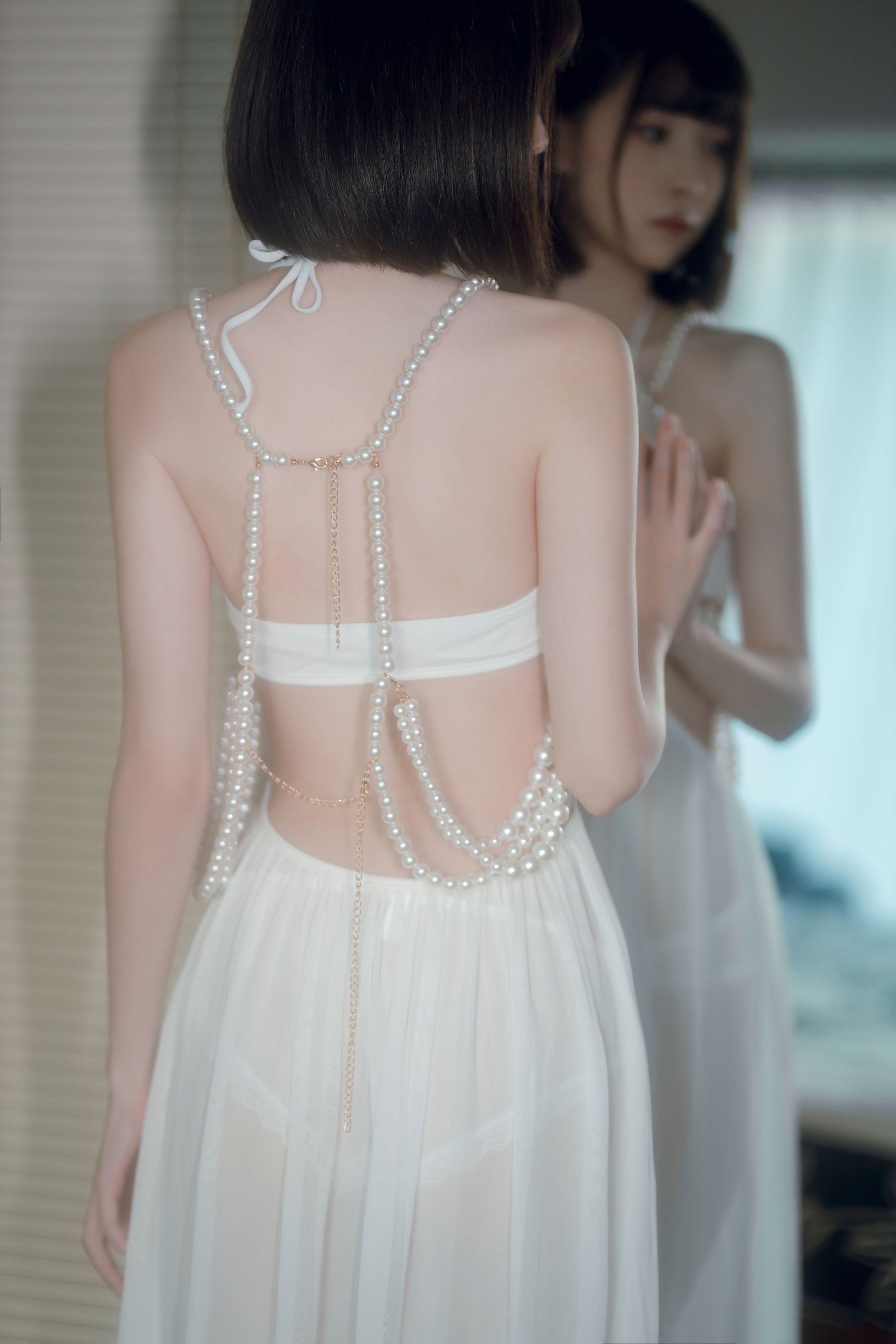 许岚LAN白裙修长美腿短发系列清纯写真